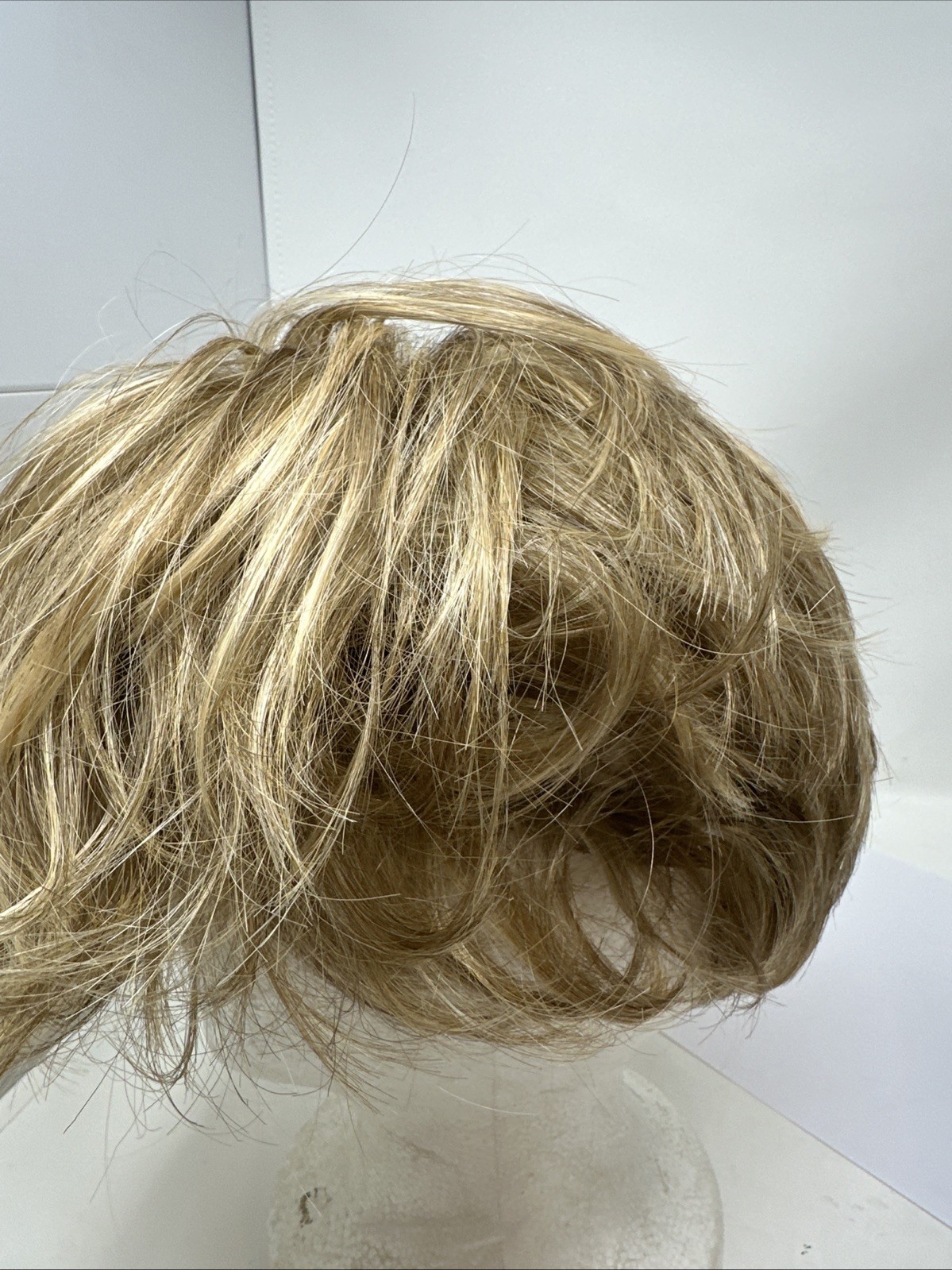 Lot Of Two Short Hair Tony Of Beverly Hills Andie Wigs Made In Japan