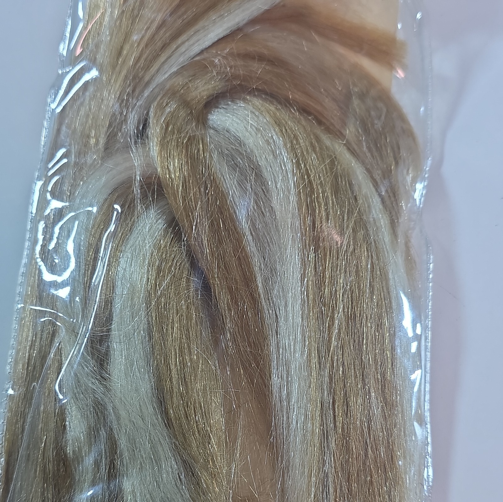 ENSTYLE- H Micro Perm Yaki Bulk 18 – 100% Human Hair. Color P27/613