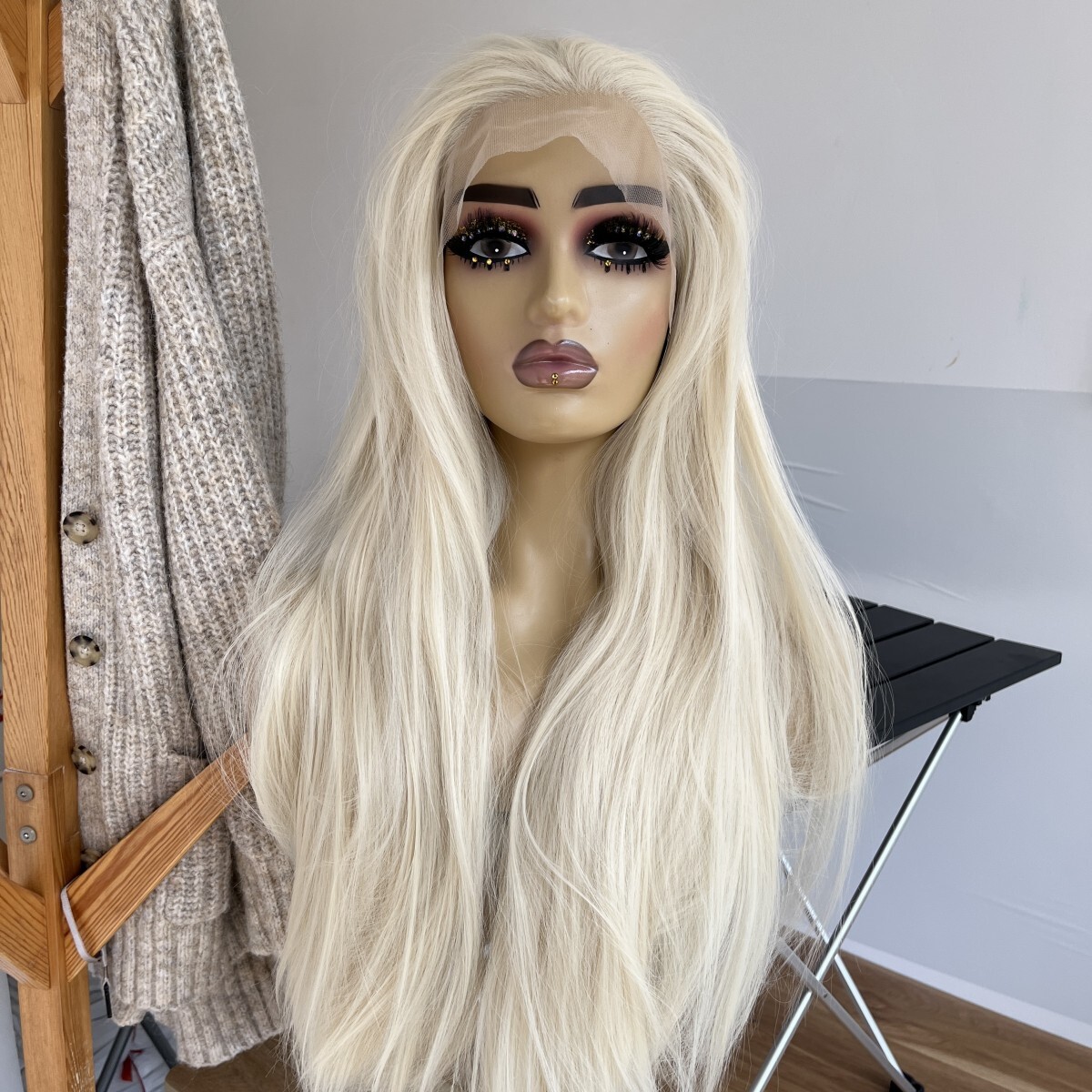 Long Straight Blonde Wigs Heat Resistant Lace Front Wig Glueless Wig