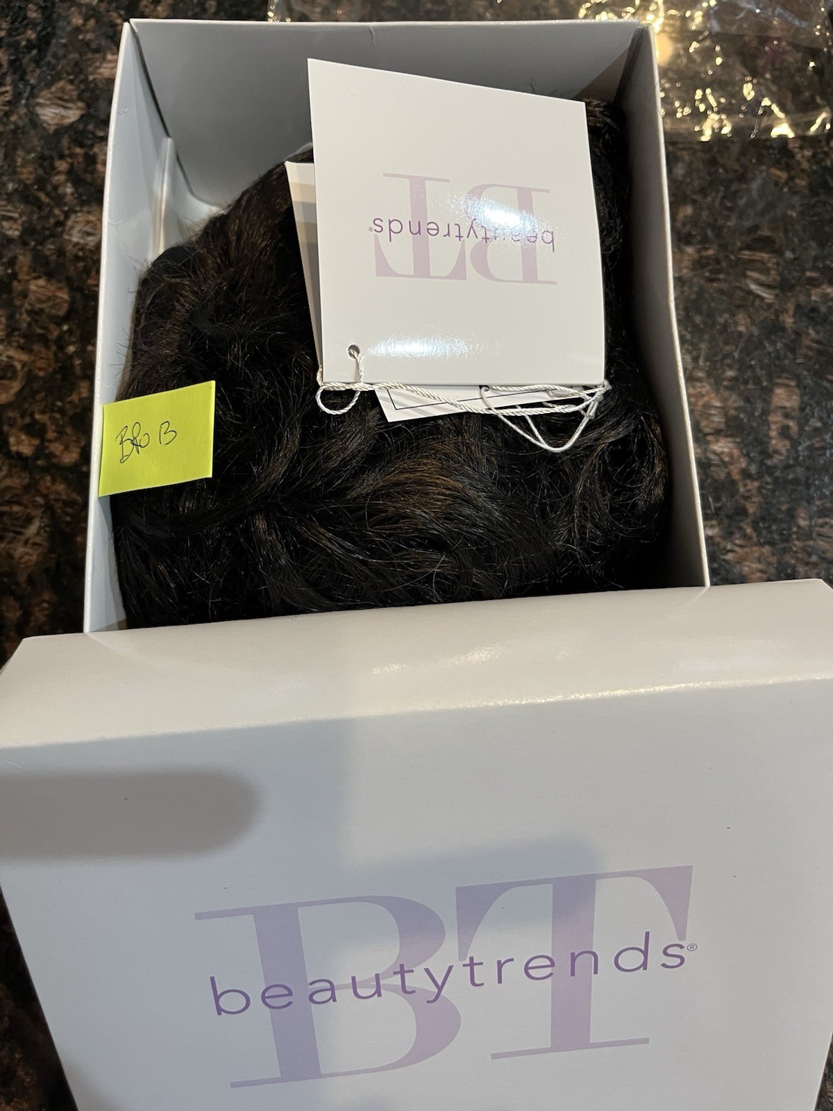 Beauty Trends Preowned Brown Synthetic Hair Wig