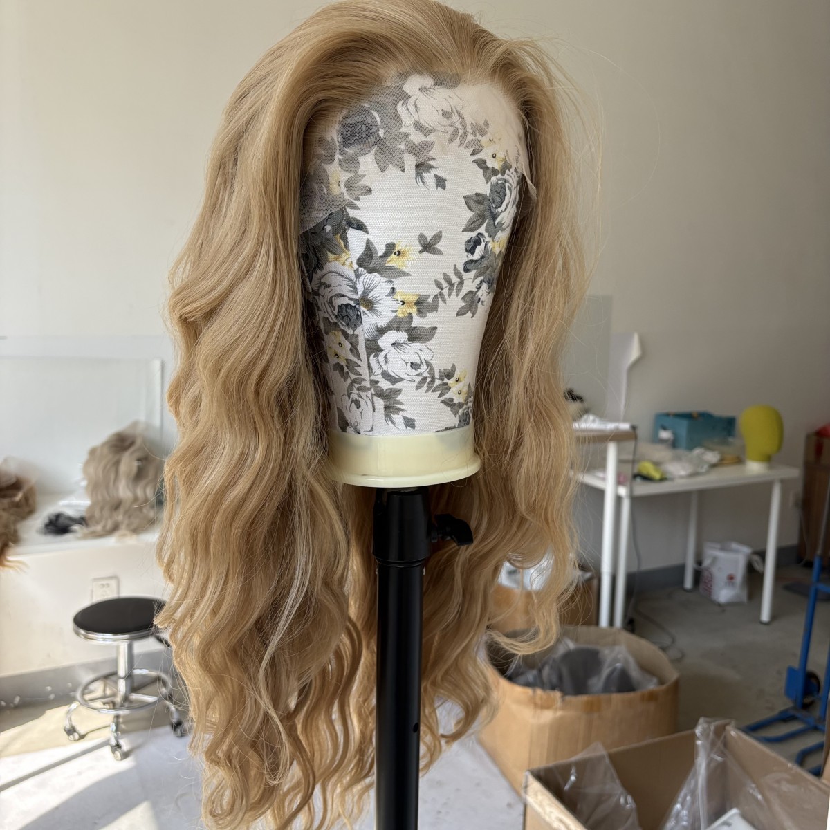 Long Wavy Blended Blonde Synthetic Hair Heat Resistant Natural Lace Frontal Wigs