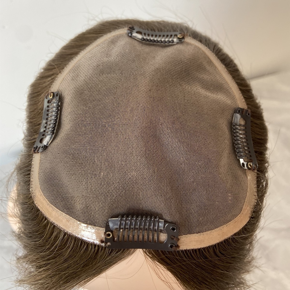 100% HUMAN RUSSIAN HAIR TOPPER MONO 5″X5″ BASE 14″ BROWN FREE PARTING HIGHLIGHTS