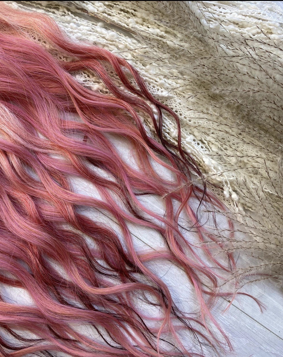 Pink Ombre Knotless Braids: Boho Festival Braiding Hair Set extensions.
