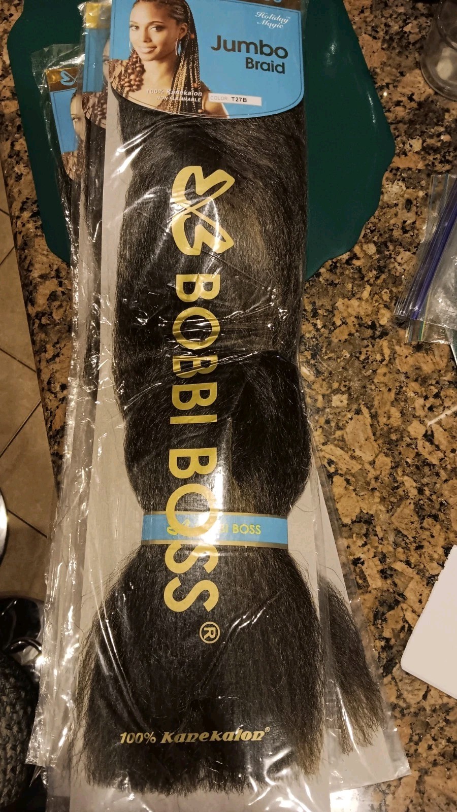 BOBBI BOSS Jumbo Braids X 5 Pkts 100% KANEKALON