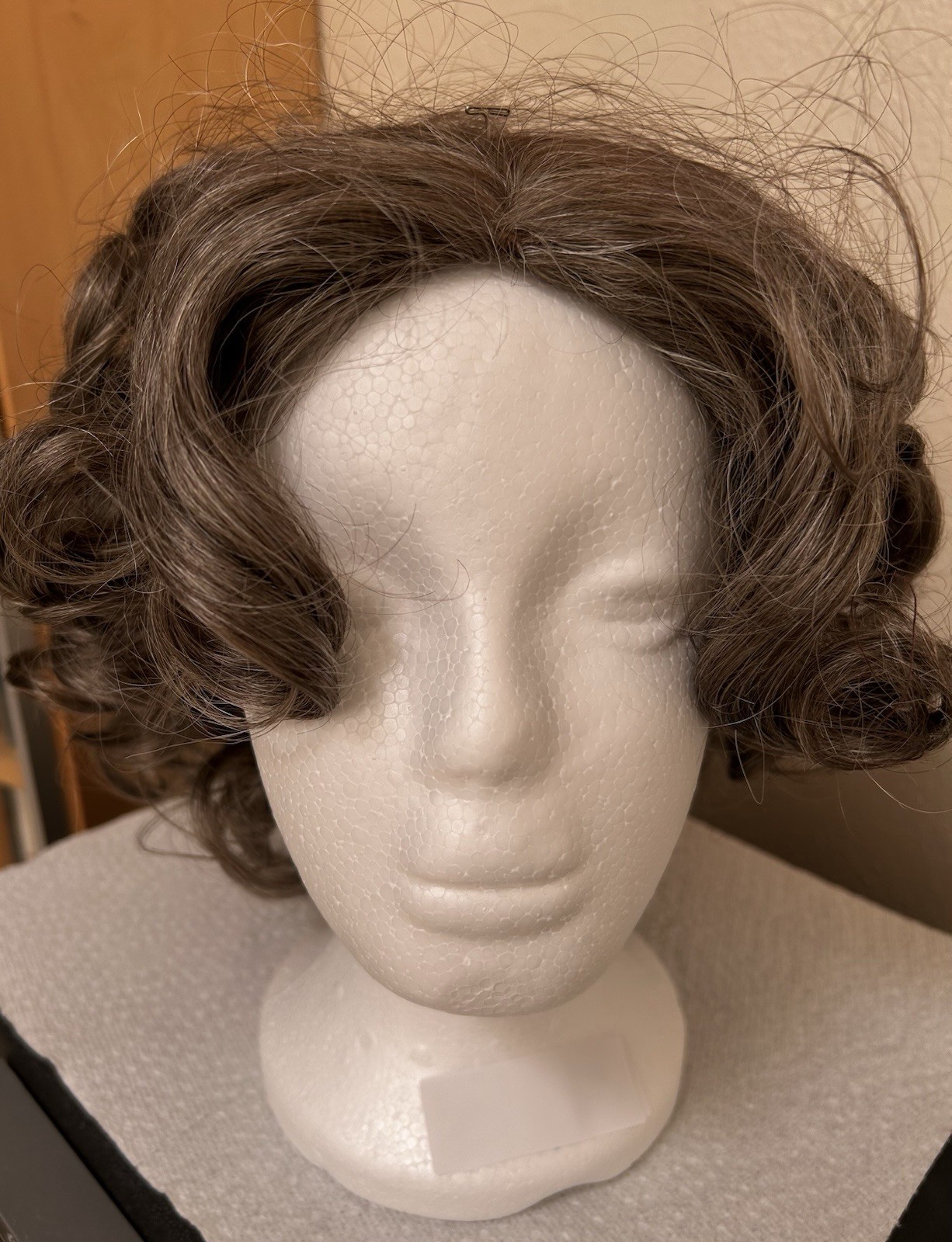 Medium Brown Curly Wig Hairpiece Curly Hair Style Medium Brown Curly Texture Wig