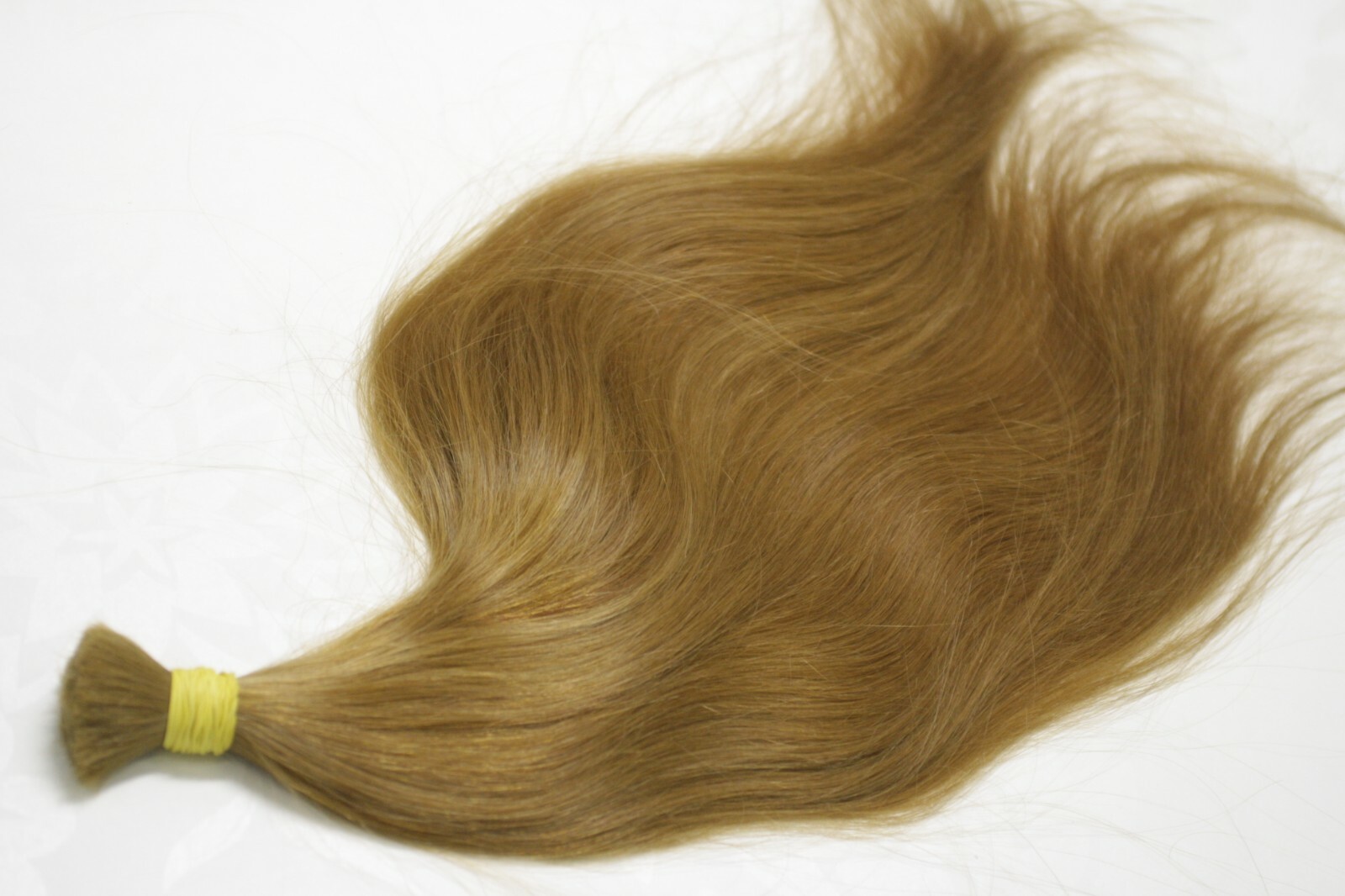 LUX SILKY THIN Natural Ukrainian Slavic Hair Extension 57cm/22,4″ & 105gr/3,7oz