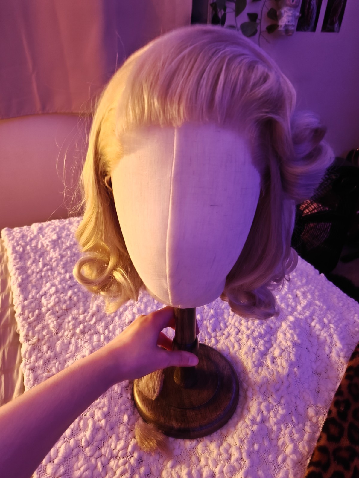 1940s Rita hayworth gilda styled celebrity costume wig in Champagne blonde