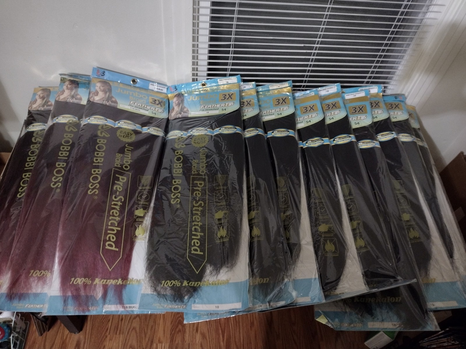 Lot of 12 BOBBI BOSS BRAIDING HAIR 100% KANEKALON JUMBO BRAID 9Black&3 Black/Red