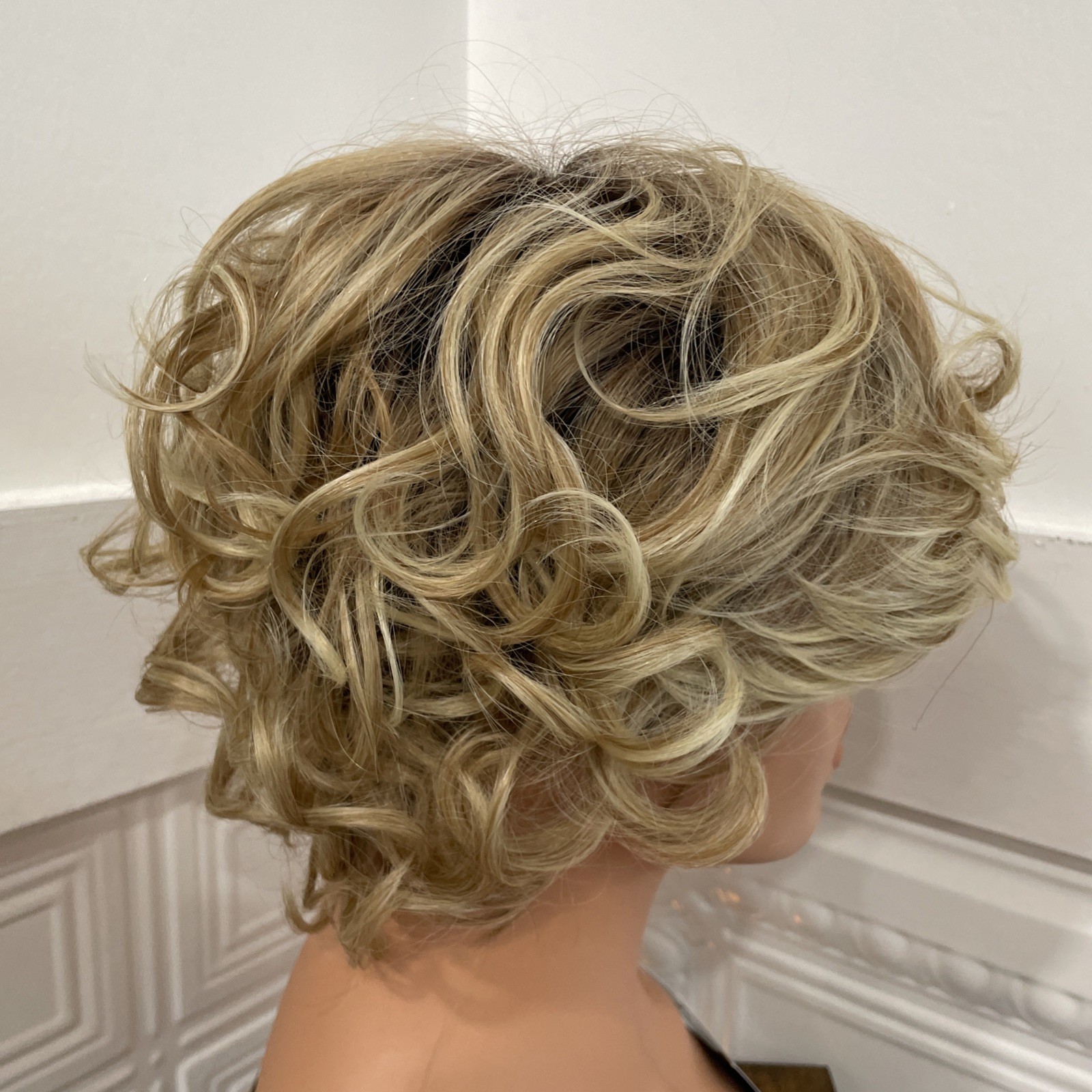 Toni Brattin 351 Gorgeous Regular HF Medium Blonde Wig New
