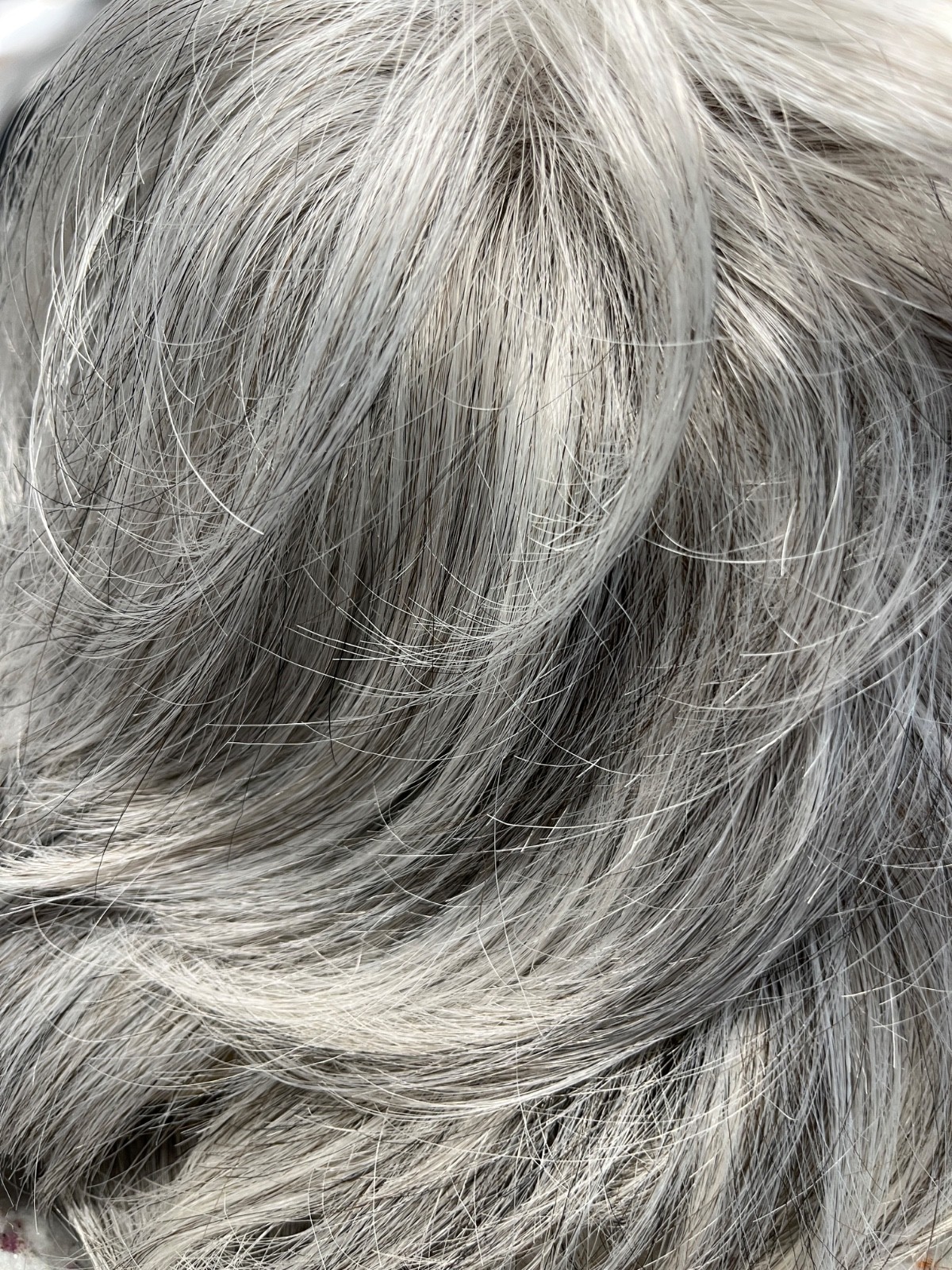 Women’s Short Wig Grey Ladies Wigs Synthetis Kanekalon fiber