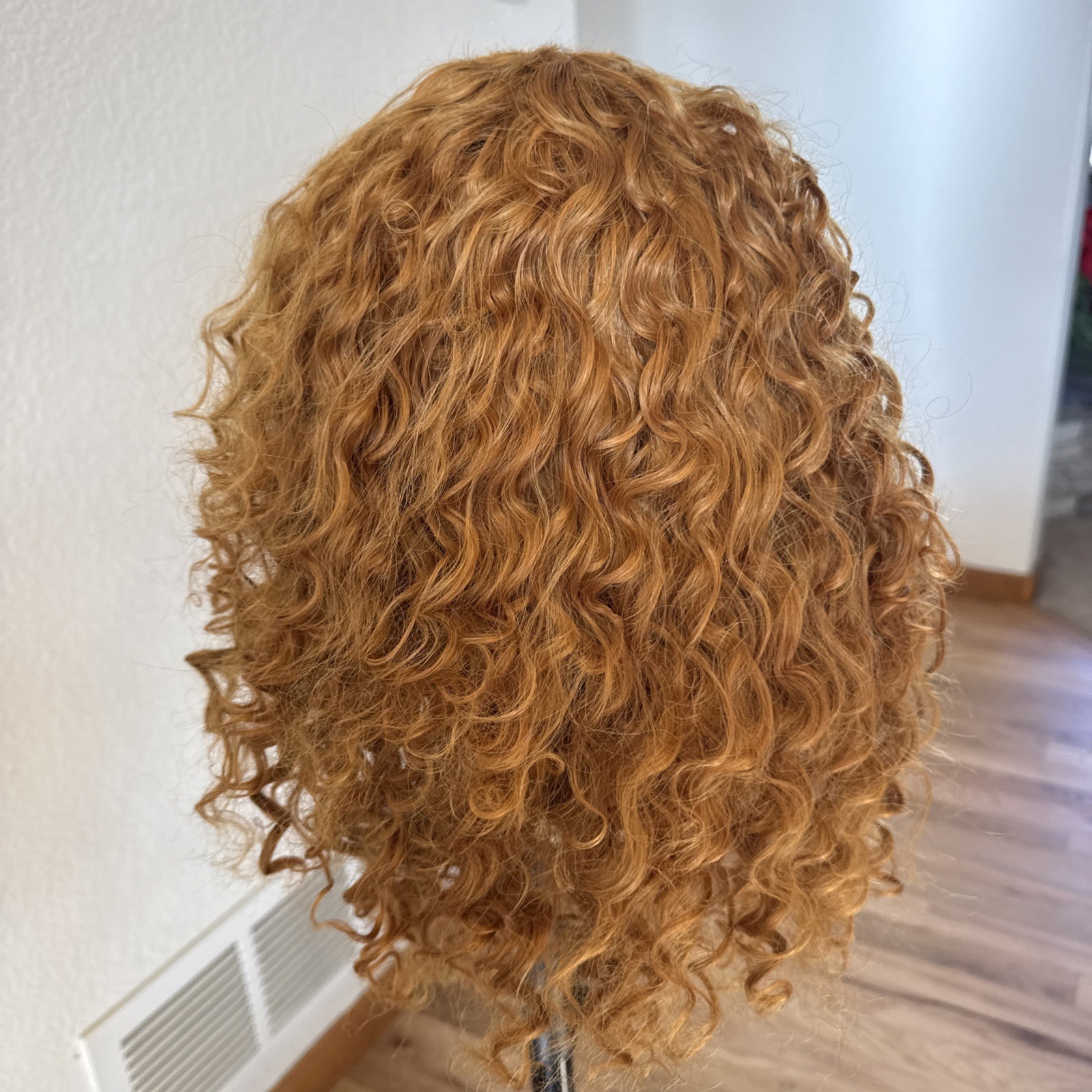 Kinky Curly Short 12”Lace Cap Golden Blonde 12” Synthetic 168