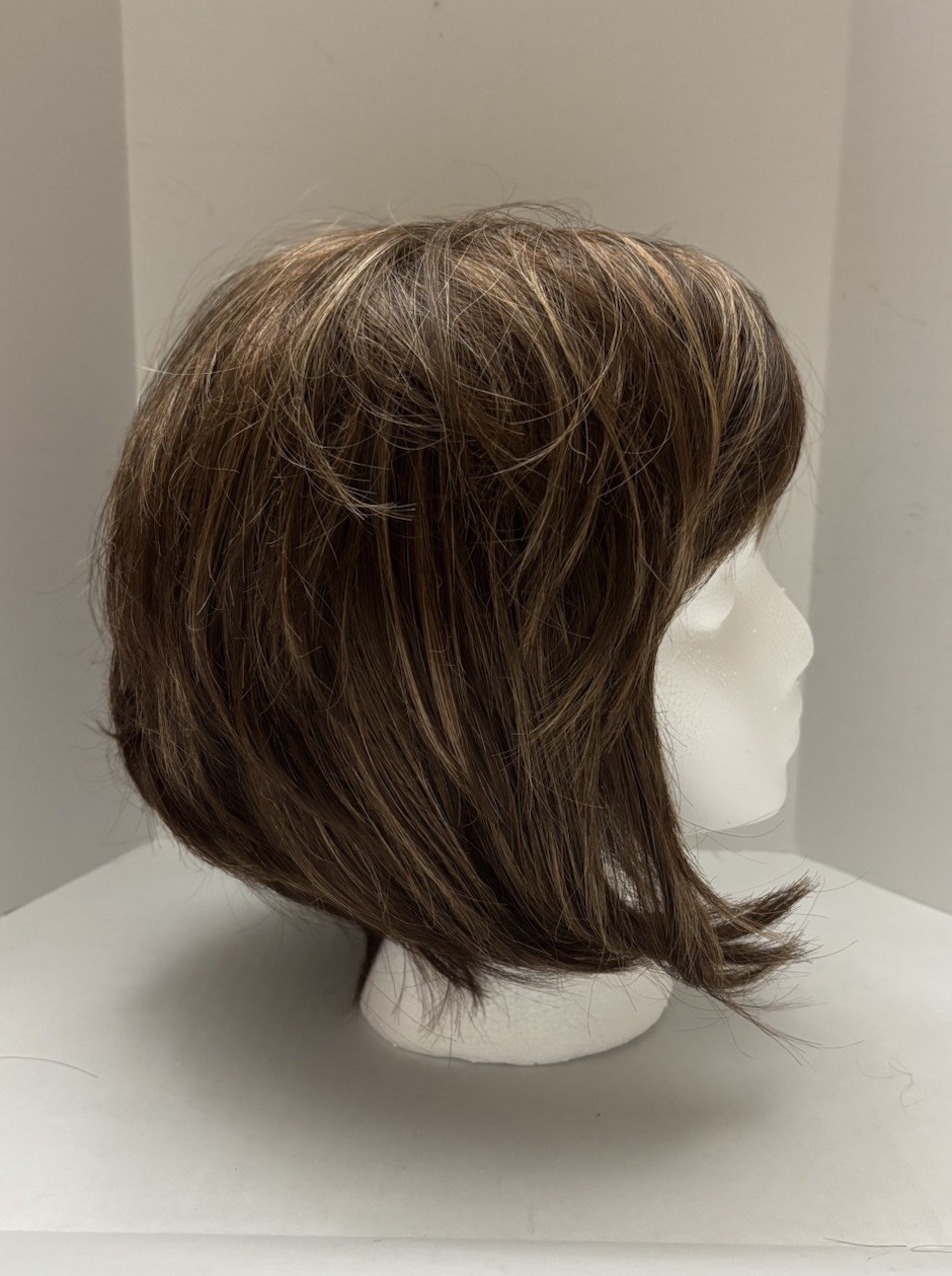 René of Paris Kian Wig Auburn Sugar Synthetic Layered Wig w/ Box & Tag Thailand