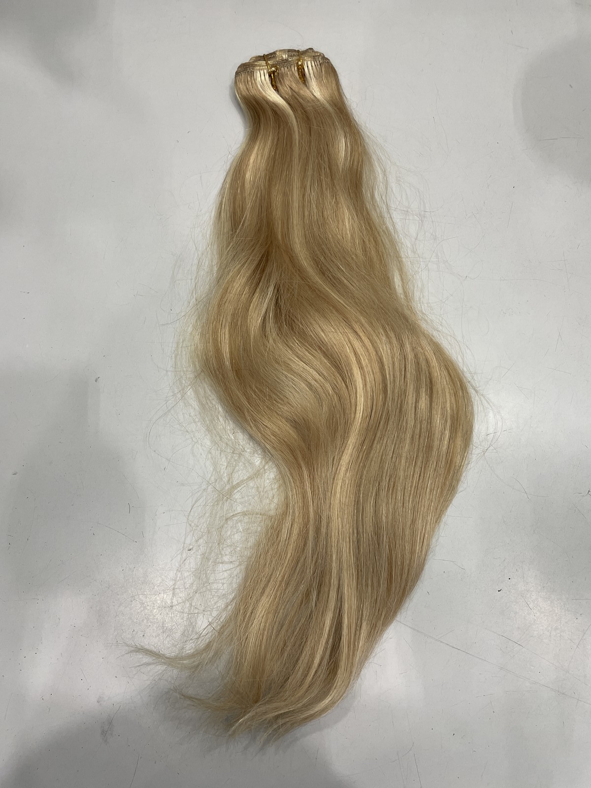 Goo Goo Light Blonde Highlights Classic Clip-In Human Hair Extensions 22″ 7pcs
