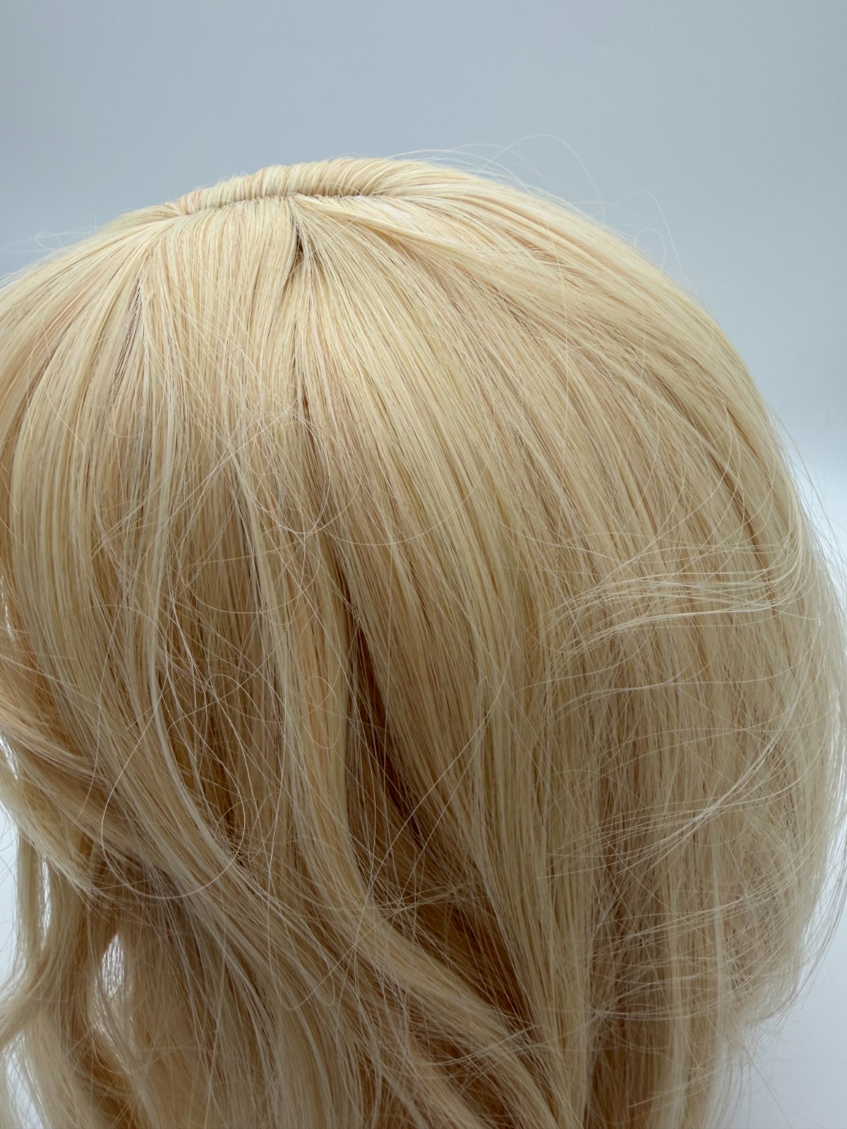 Short Blonde Layered Bob Wig