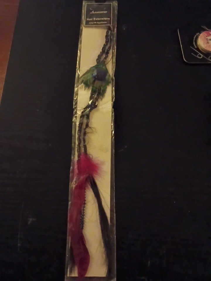 Accessories Hair Extensions Clip In Synthetic Pink And Green Feathers