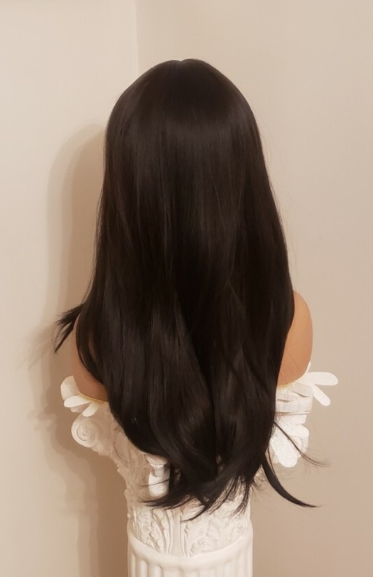 Wig – Human Hair Blend – Heat Resistant Black Layers Wavy Curly straight bangs