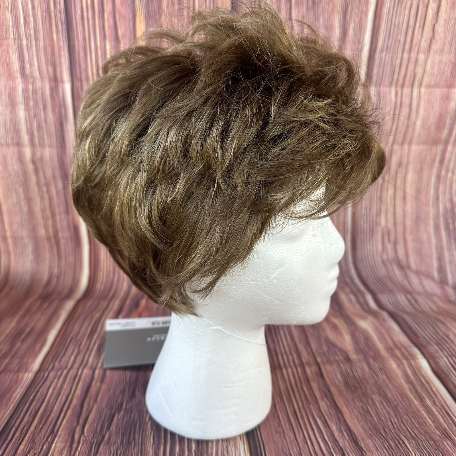 New Raquel Welch Short Asymmetrical Cut Ready To Wear Synthetic Wig Honey Pecan