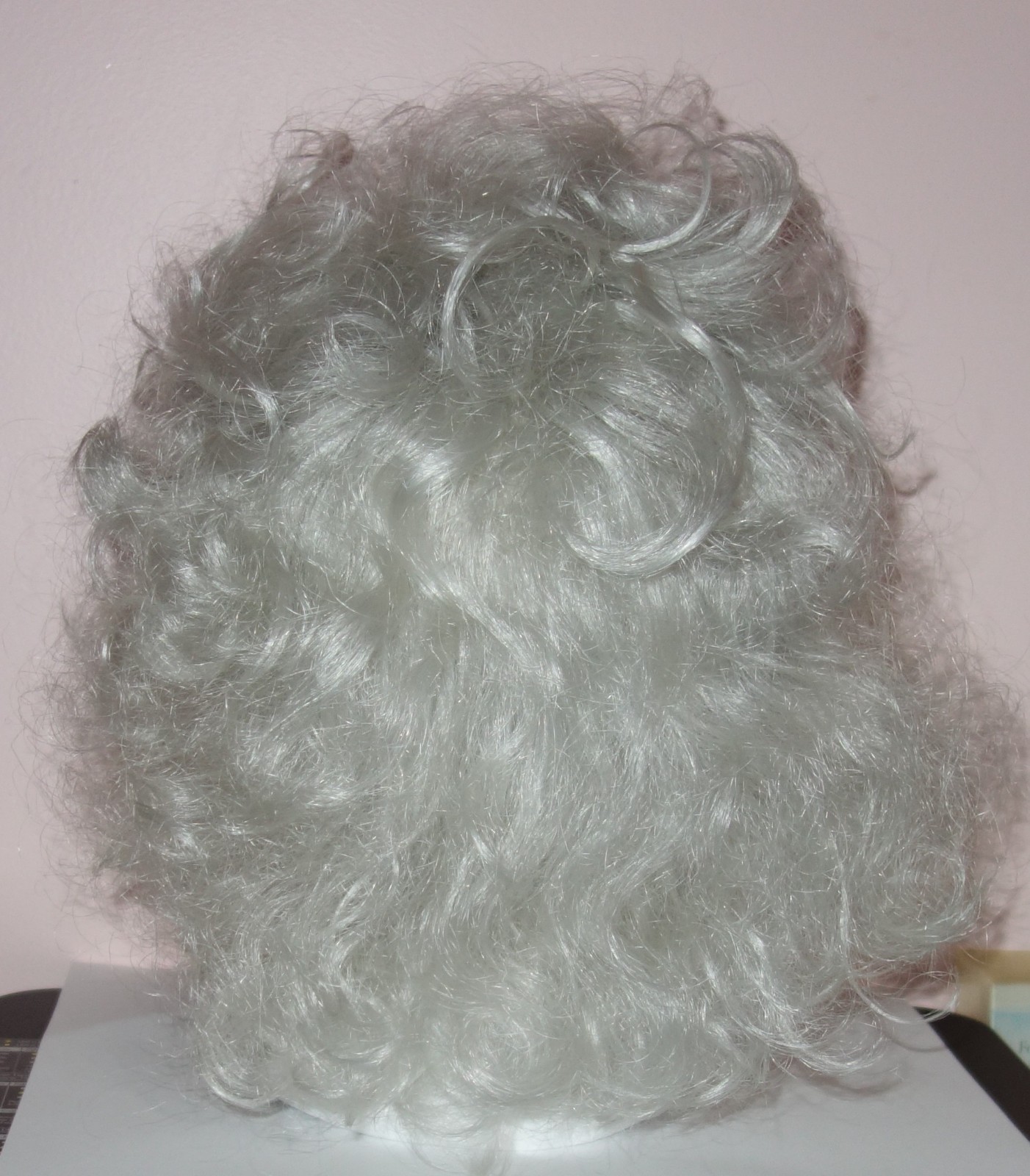Paula Young Whisperlite Capless Caitlyn Curly Wig – Color #60 White – #7