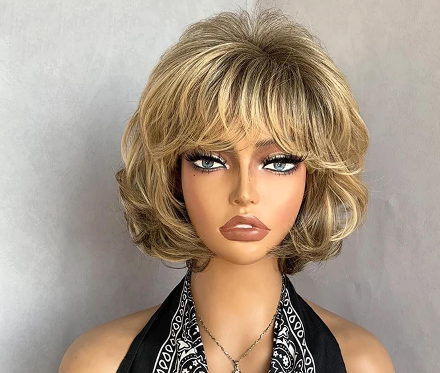 2026 Women Brown Blonde mix Short Hair Wigs Daily Party Natural Full Wig