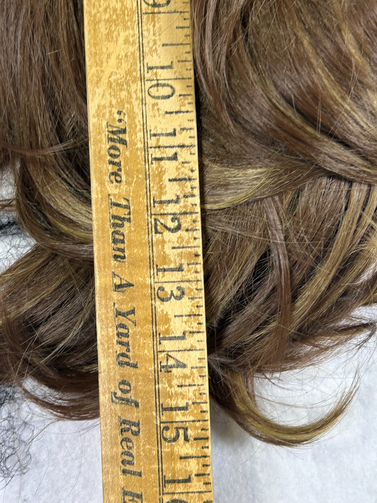 Topper Brown Blonde Highlight Wavy Synthetic Wiglet Adjustable NEW Open Box