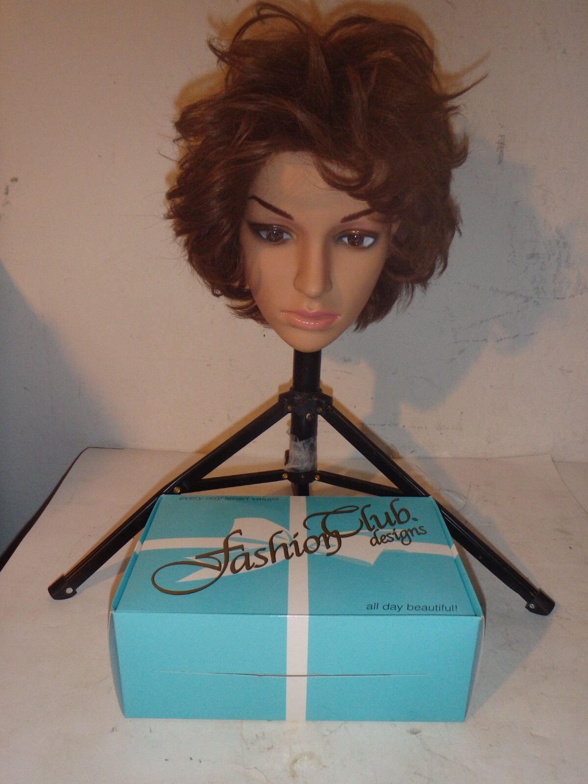 TWC Fashion Club Designs Sunny 30 Average Synthetic Wig