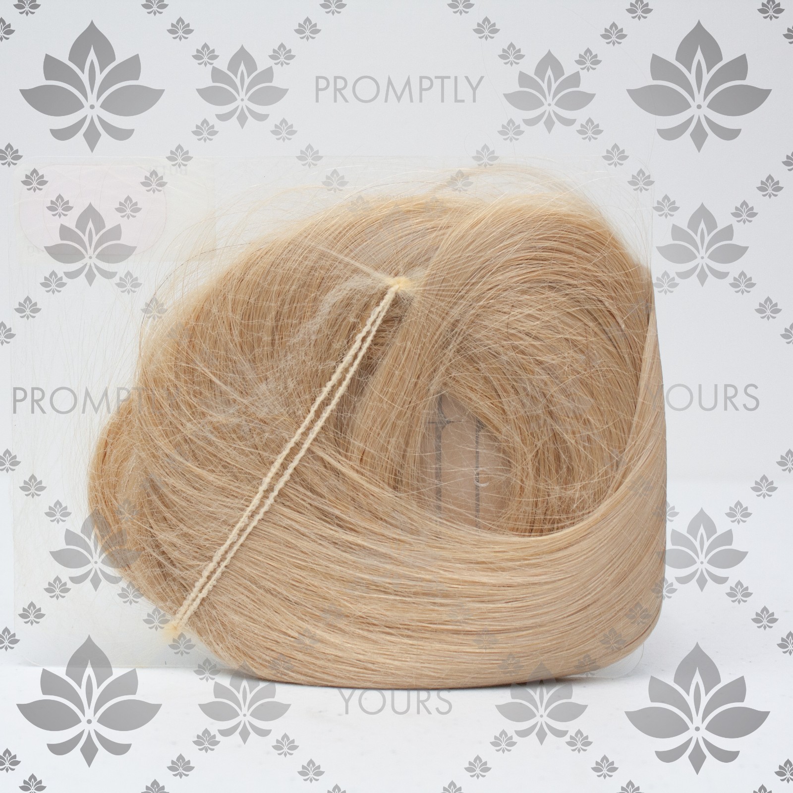 Luxy Tape-In Extensions – 30″ Buttercream Blonde – 100% Virgin Human Hair (50g)