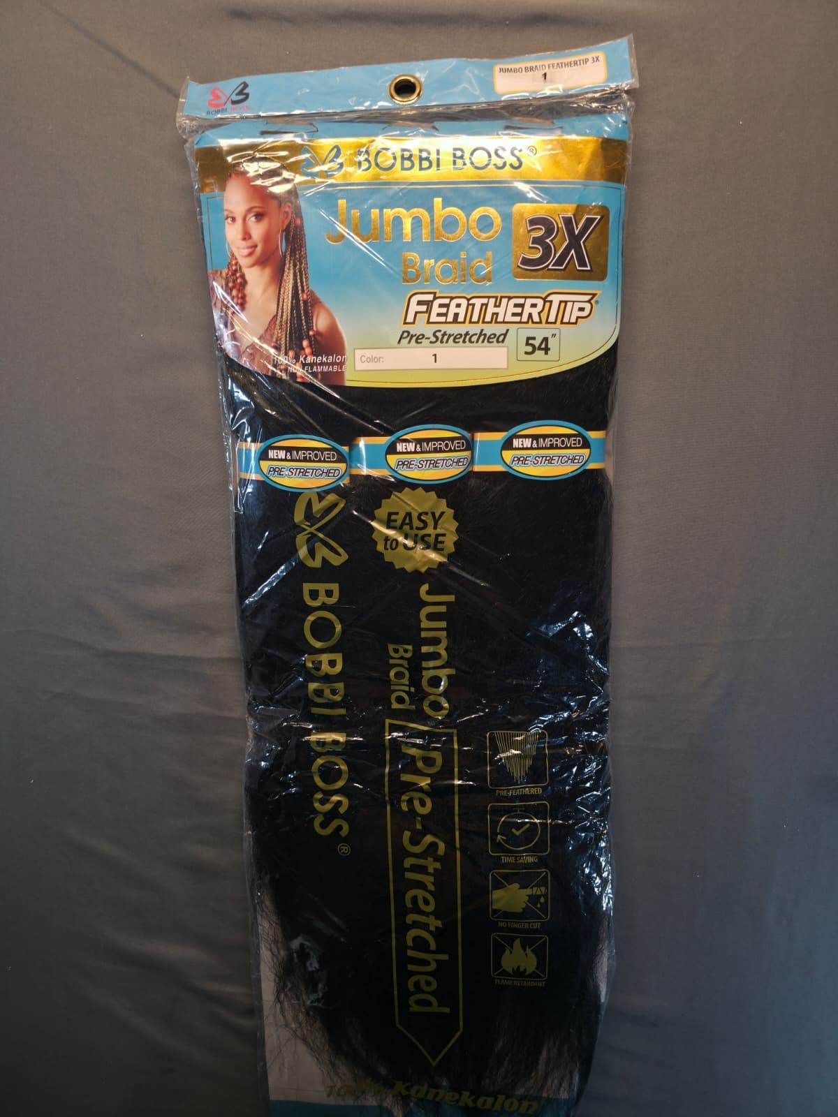 Bobbi Boss Jumbo Braid 3X FeatherTip Pre-Stretched 54″ Kanekalon – Color 1