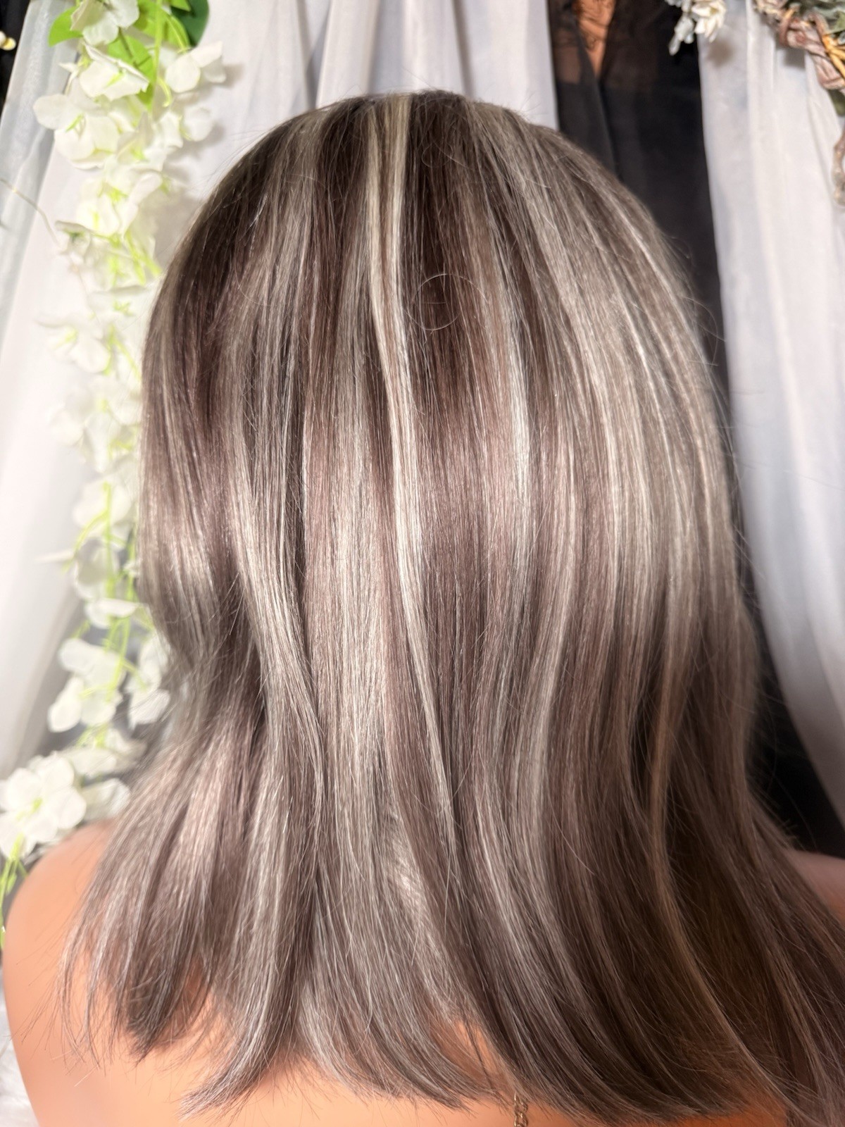 WOW! 14” BROWN COMBO /BLONDE STREAKS, L/F WHOLE LACE TOP, FREE PART WIG!