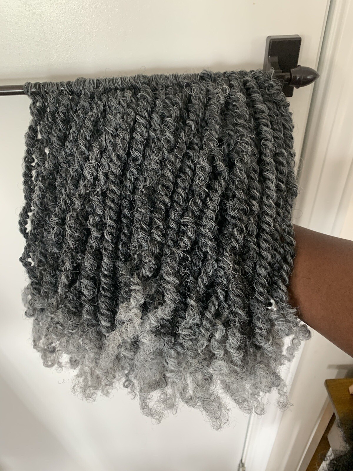 1B/Gr💕Hand Twisted Bomb /passion Twist Crochet Braids -(Bundle) 14 Inches Tgray