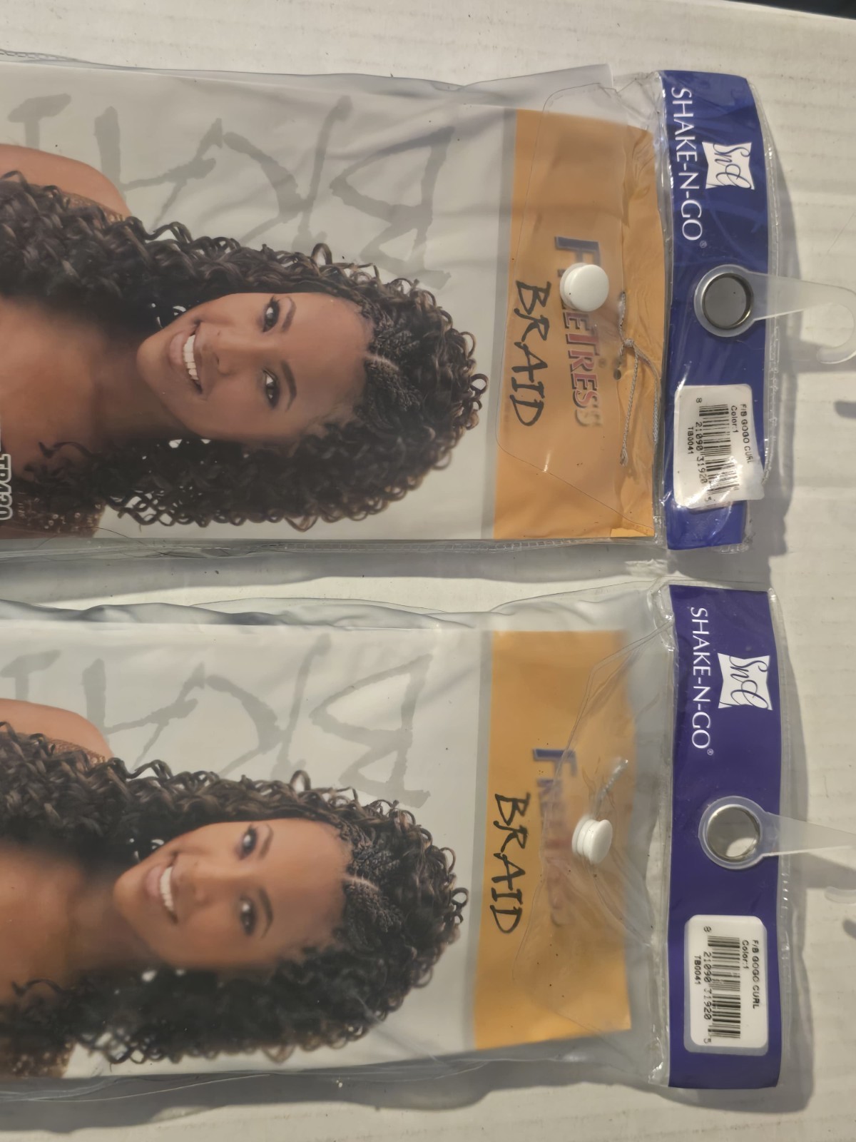 FreeTress Braid Gogo Curl 26″ – Color 1 (Jet Black) – 2 Pack – New with Tags