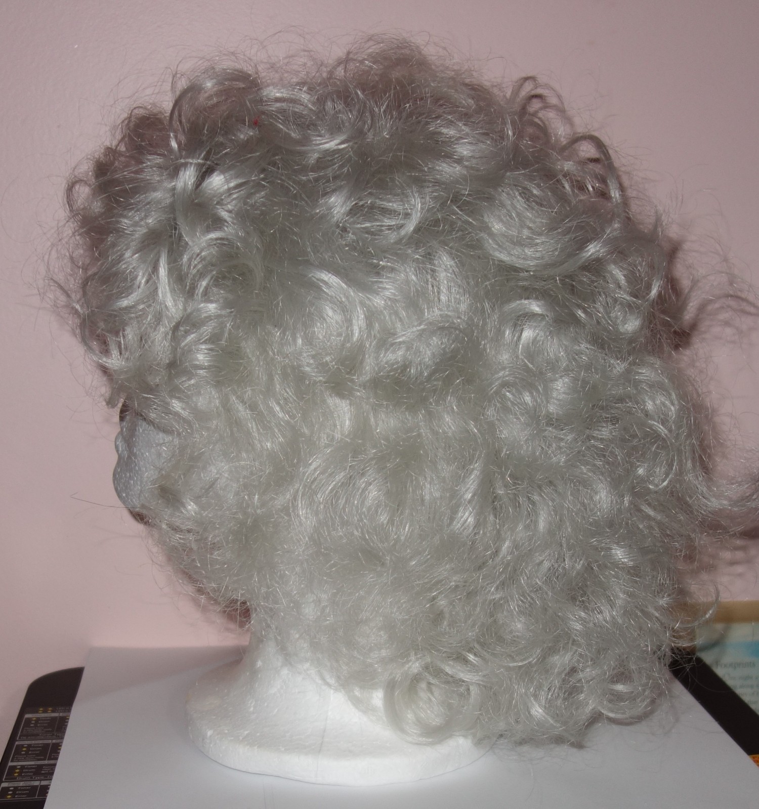 Paula Young Whisperlite Capless Caitlyn Curly Wig – Color #60 White – #7