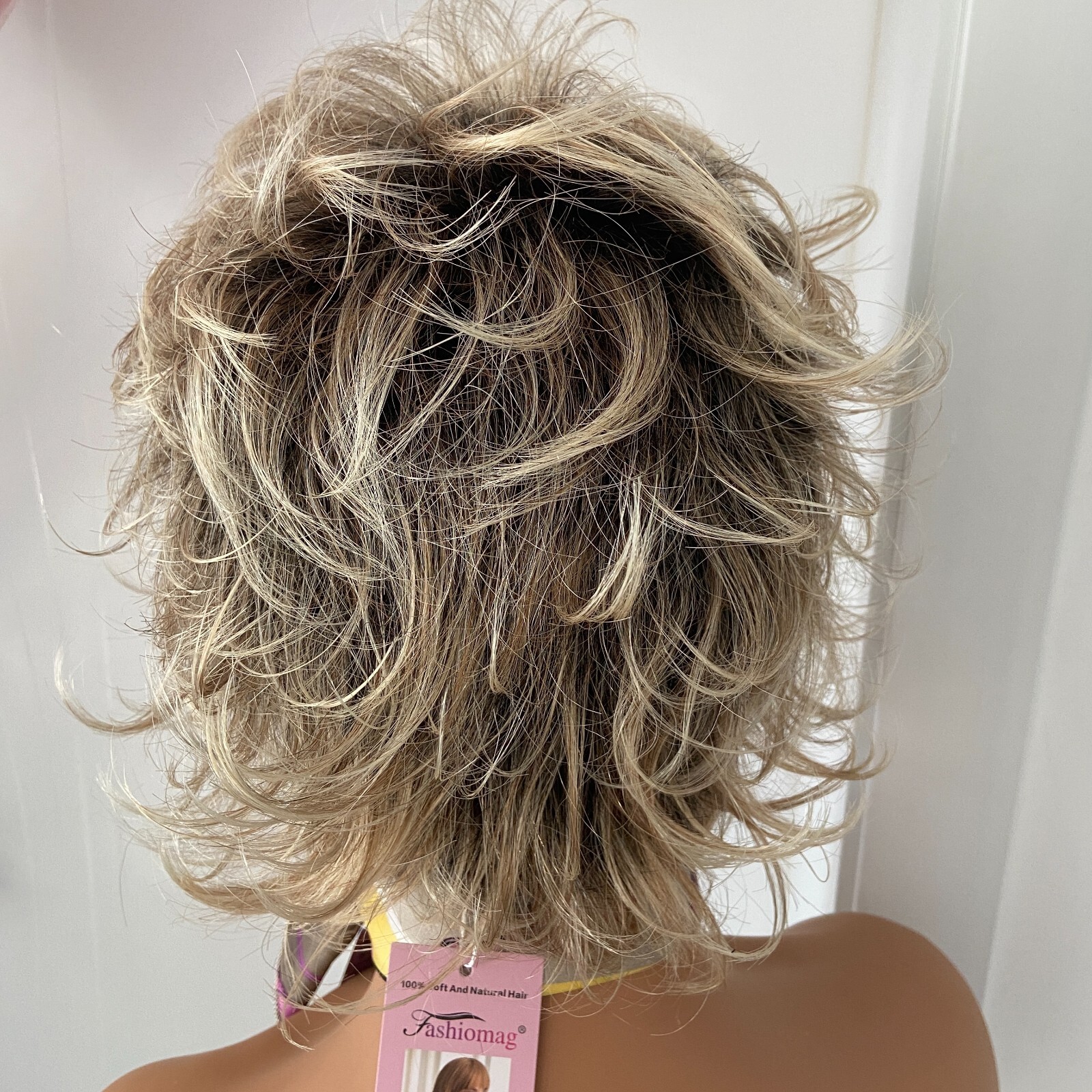 Rooted Spun Blonde Mix Short Layered Wavy Synthetic Hair Wig Women Soft Daily
