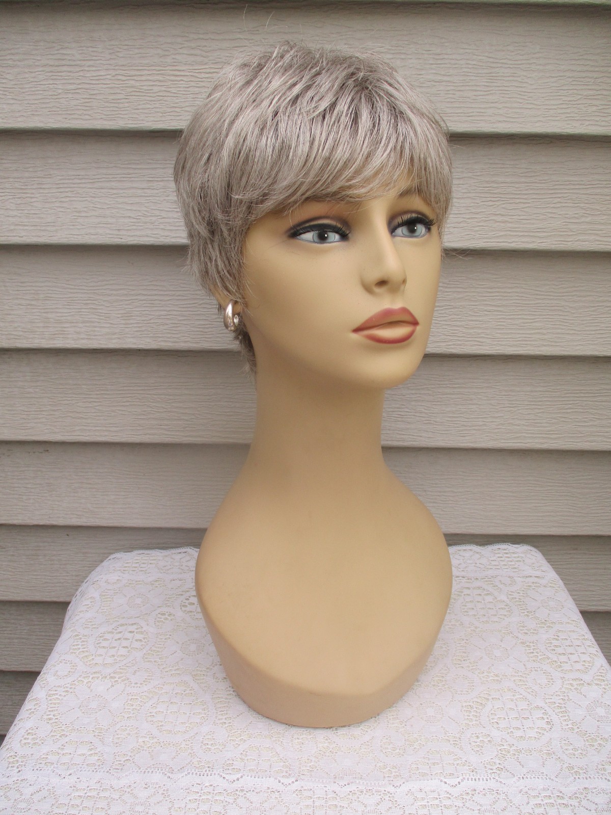 Paula Young Wig RICKI Style A4163 Color #56 SILVER Gray Modern Pixie Style READ