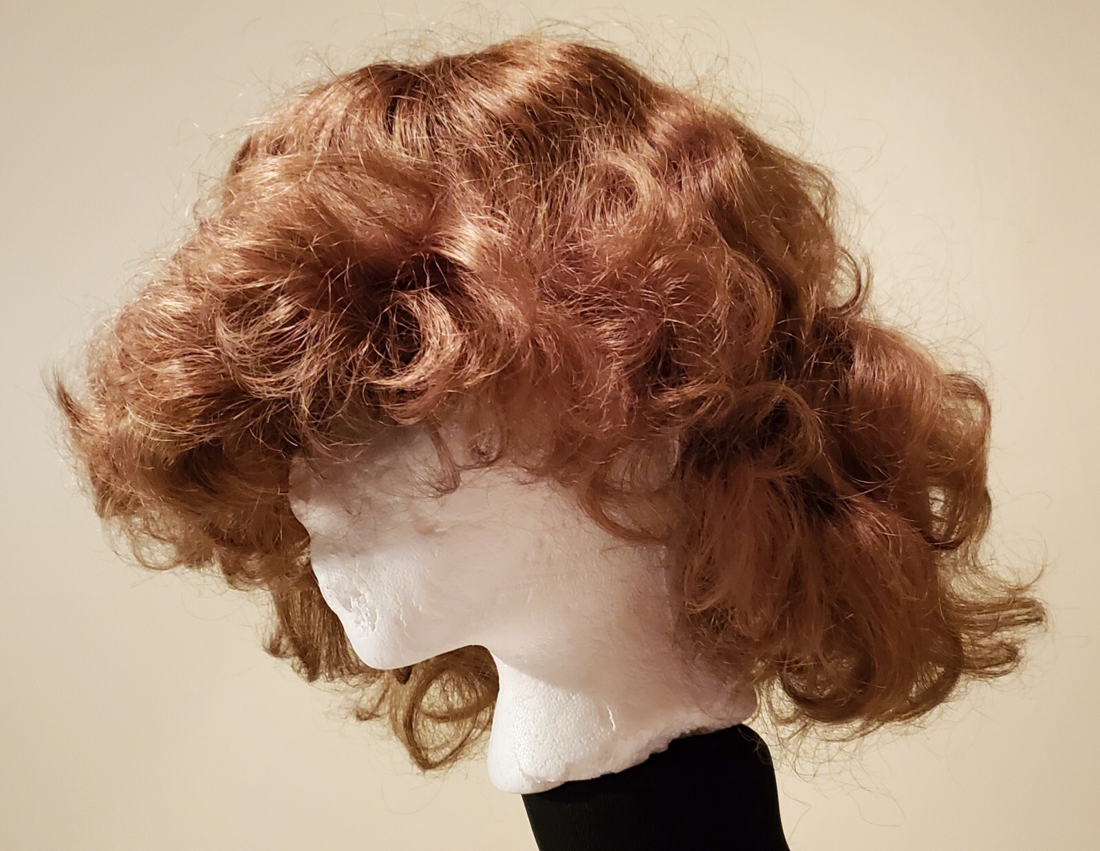 Vintage Women’s Blonde Delight Wig Young Size Average 2/3