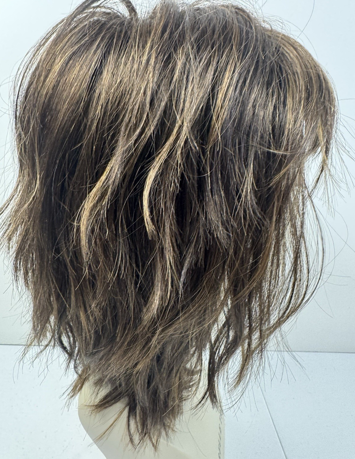 Jones Wig by Estetica in R6/28F Chestnut Brown with Red Frost – Casual Style NEW