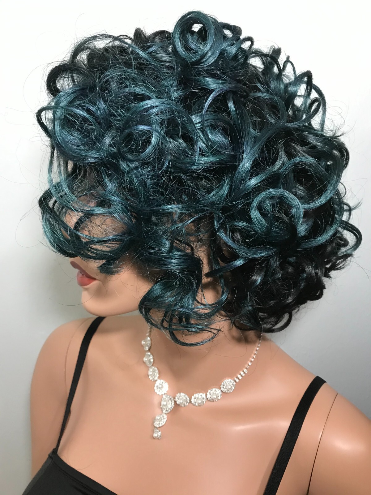 NWT Quick And Easy New Born Free High Heat Emerald Blue And Black Curly Wig