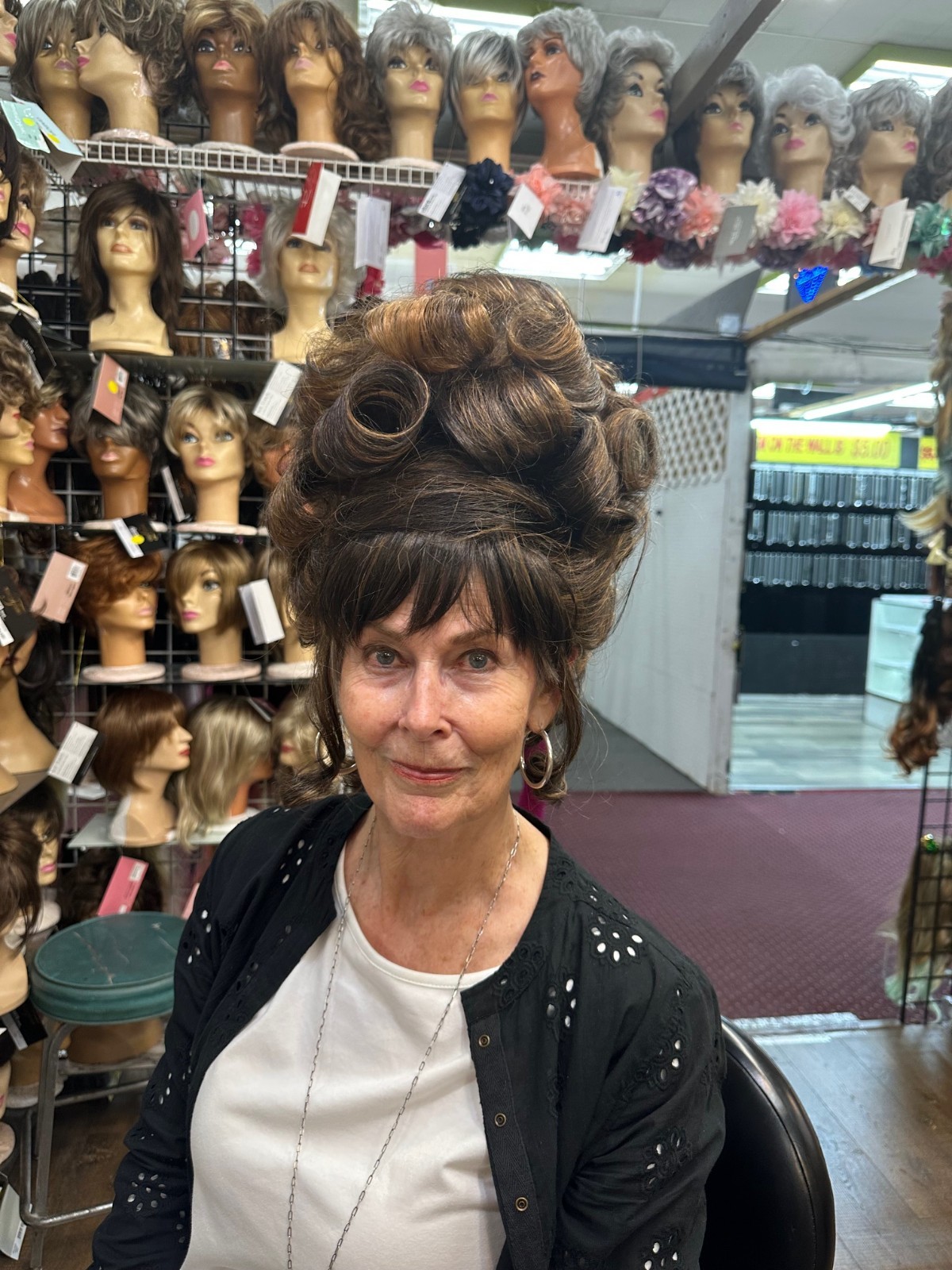 HONEY BROWN TWIPPED UPD SEXY DRAG LOOK NWT PERFECT FOR FUN NITE SASSY WIG