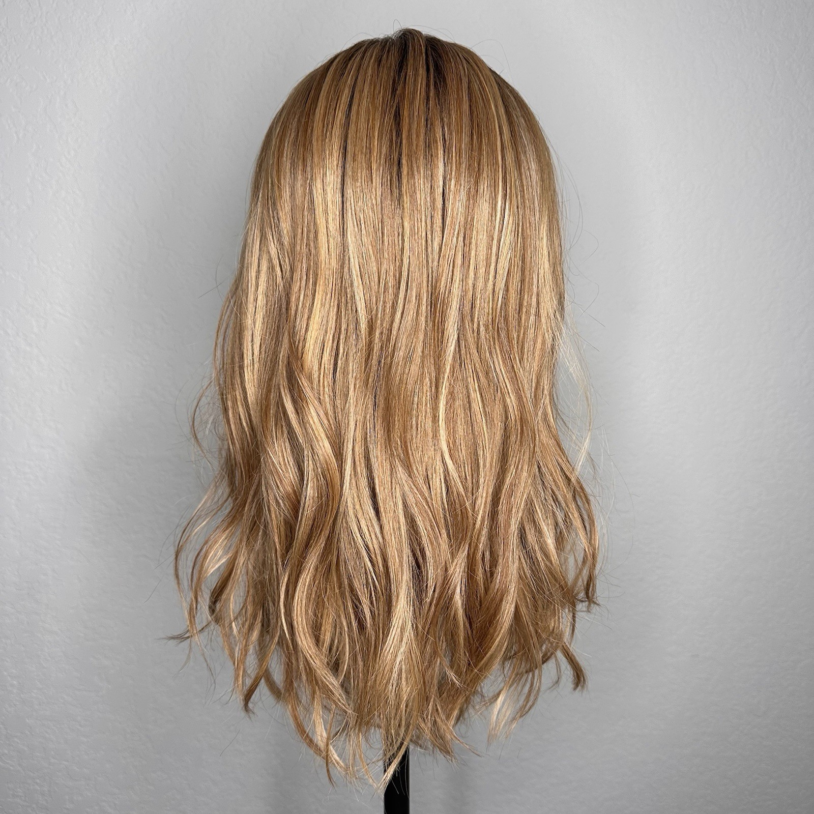 Raquel Welch Wig, RL14/25SS Average SS Honey Ginger