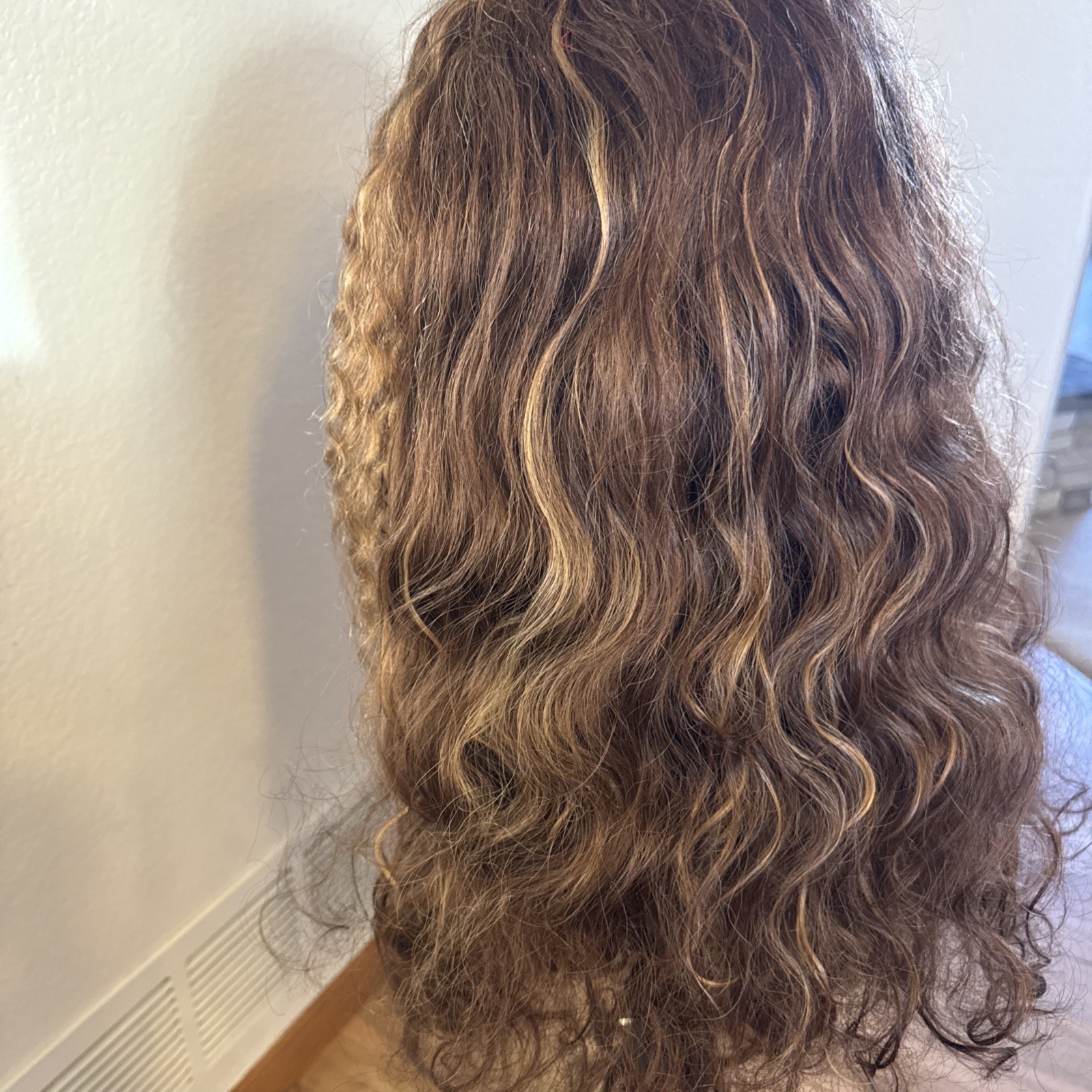 Human Blend. Lace Front Reddish Brown 28”363
