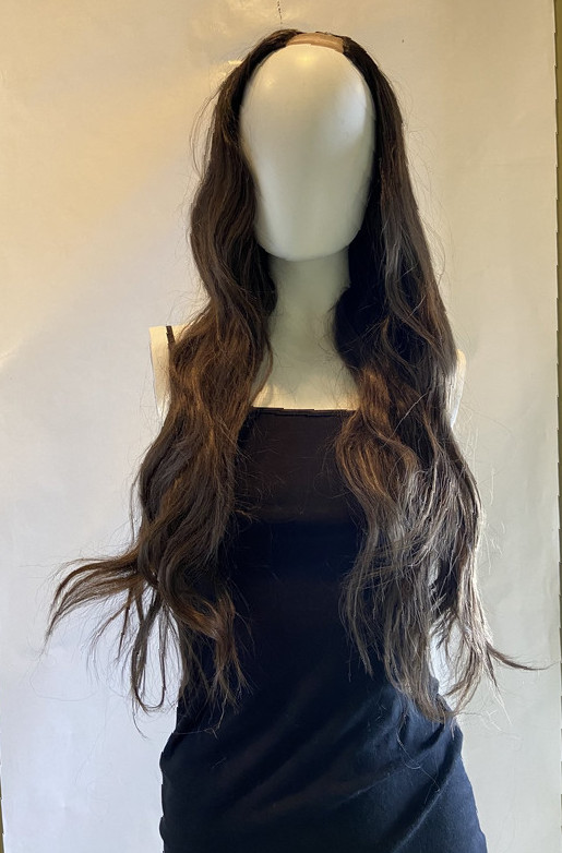 JORDYN WOODS EASILOCKS BODYWAVE LACE U-PART 24″ DARK BROWN OMBRE HAIR