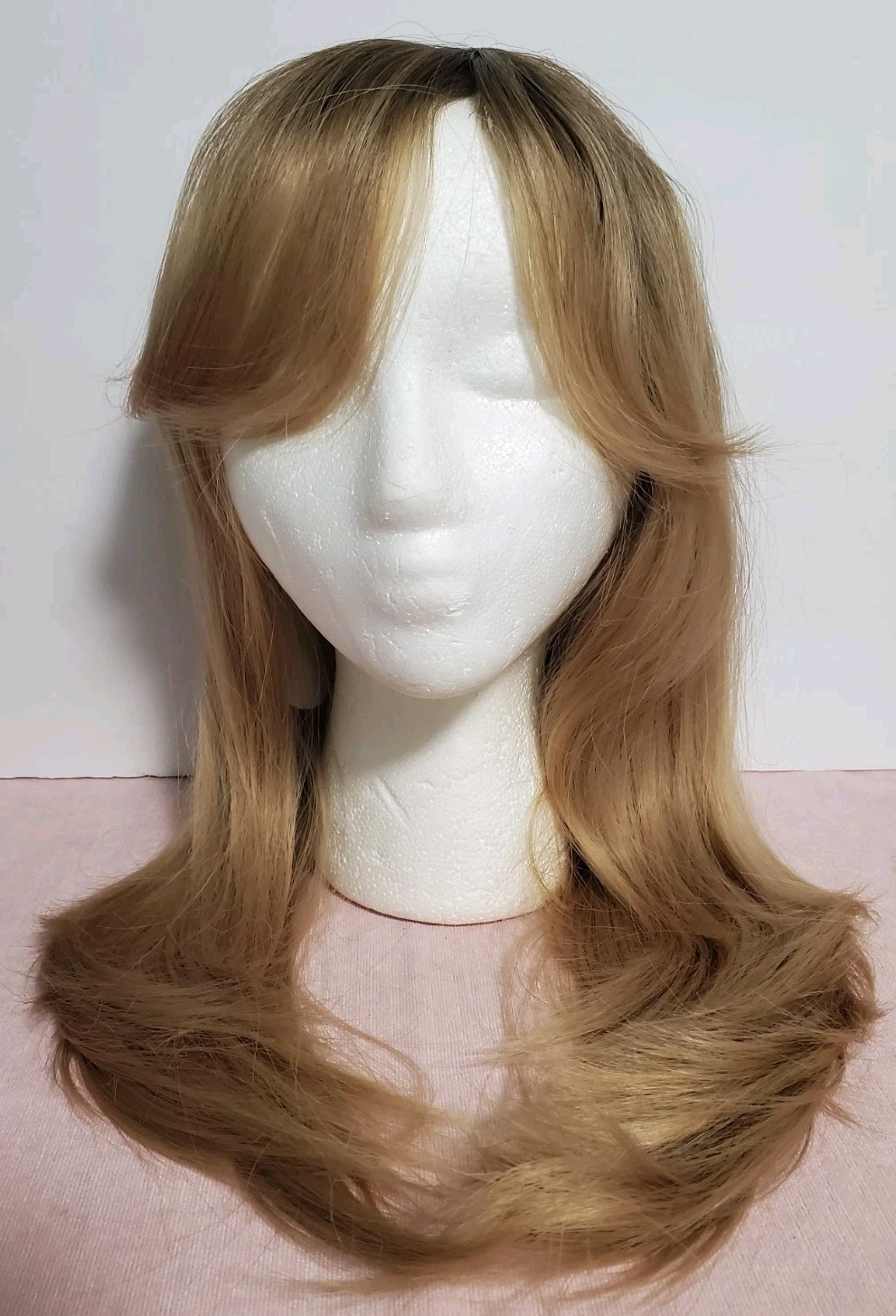 Layered Wavy Wig Light Brown to Blonde – Soft Waves – Adjustable Straps 23″ Long
