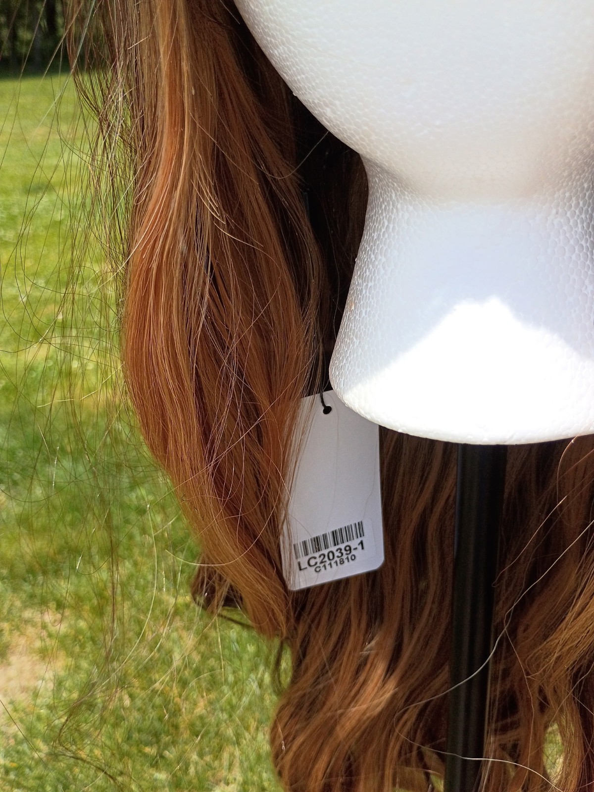 Synthetic Wavy Layered Brown/Golden Highlights Wig Free-Part Classic Cap 31-40in