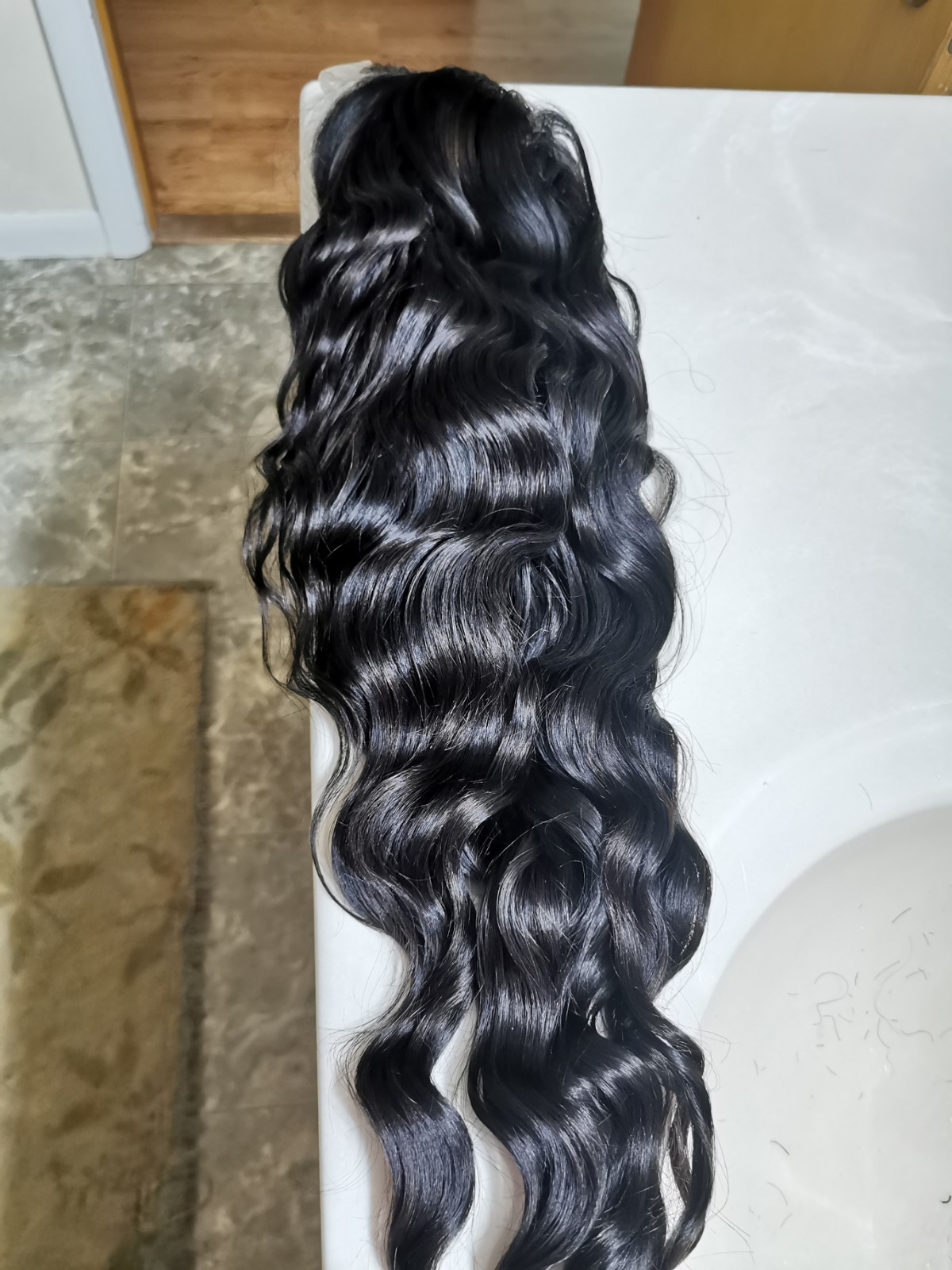 Quality Natural Black Wavy Human Hair Glueless Bleach Closure Wig 24″