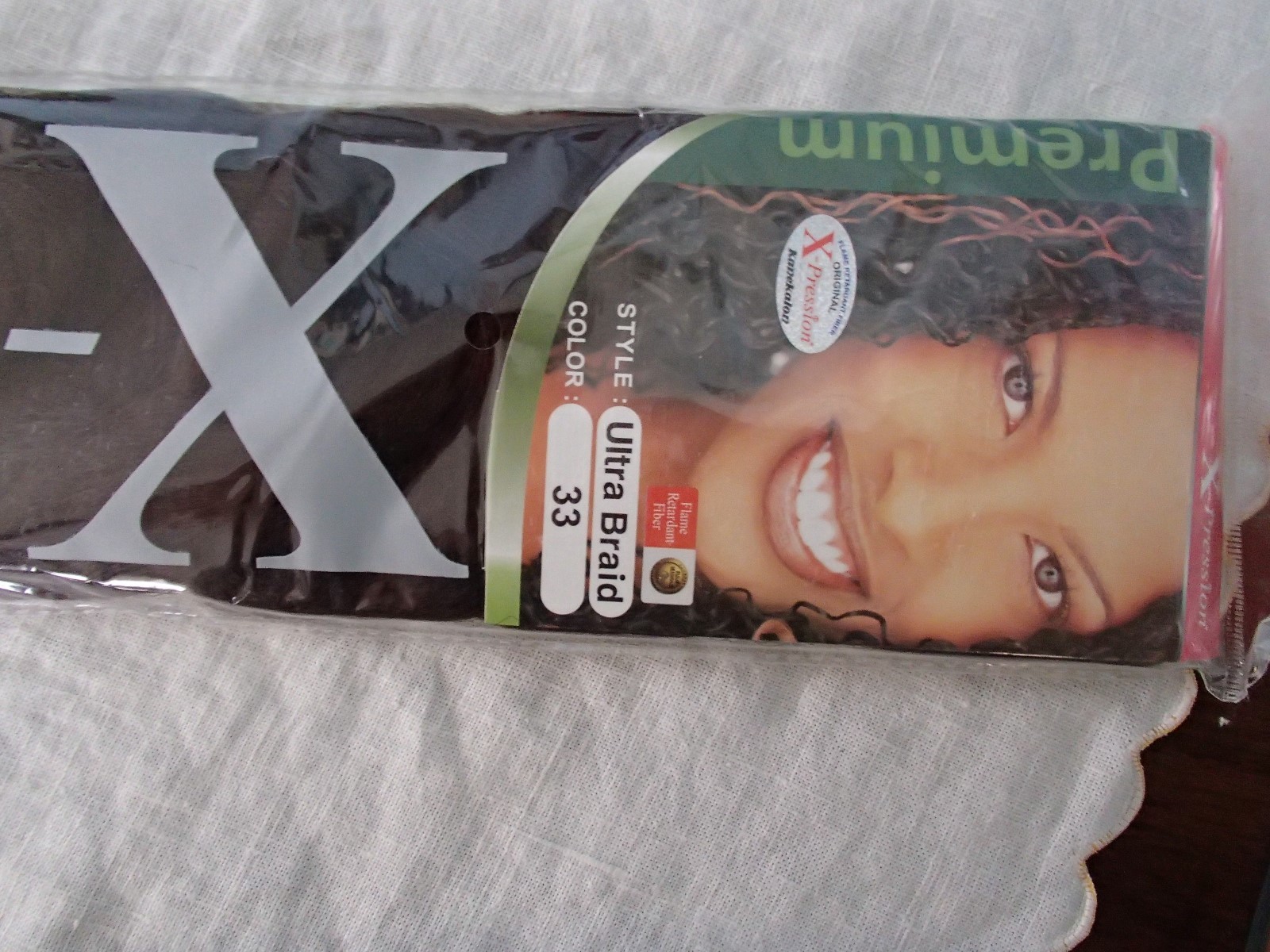 X – PRESSION PREMIUM HAIR ULTRA BRAID COLOR #33, 82″, By: KANEKALON ~ 2 Packs