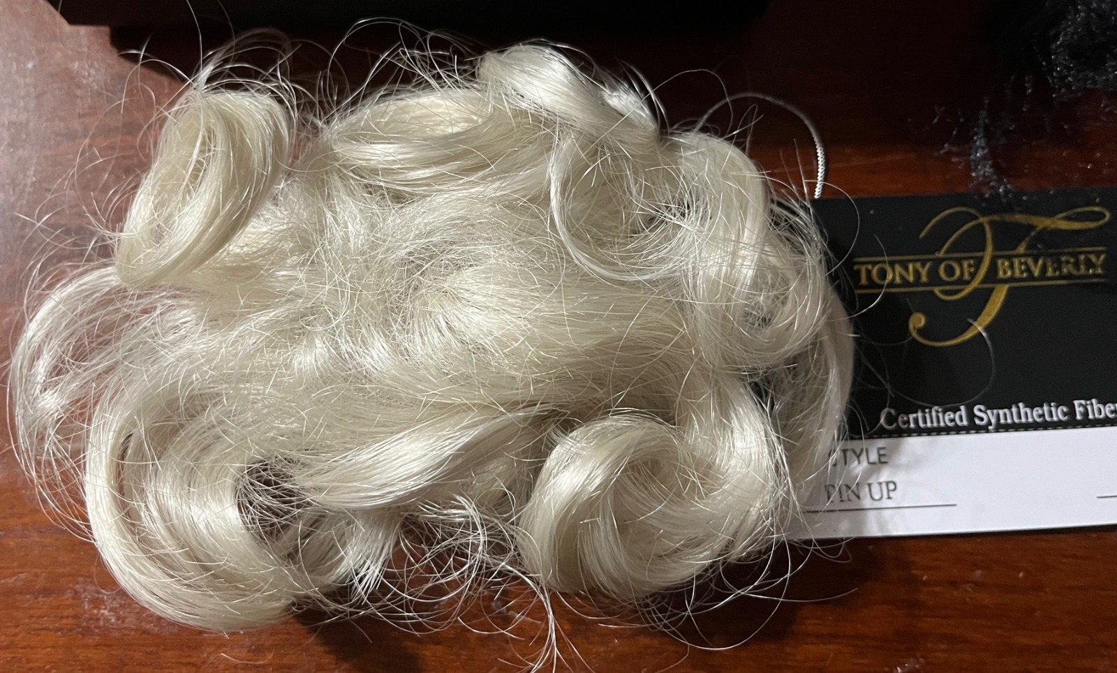 Tony Of Beverly Snappy Clip 5″ Pin Up Hair Piece Clip in Color: 60 White NIB