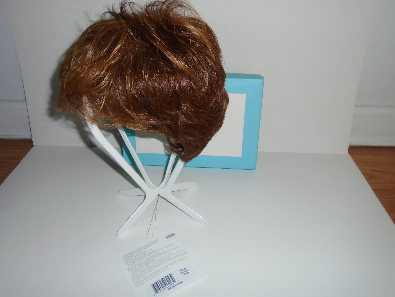 Gabor Essentials Love Short Wig Medium Red #18E609 New In Box