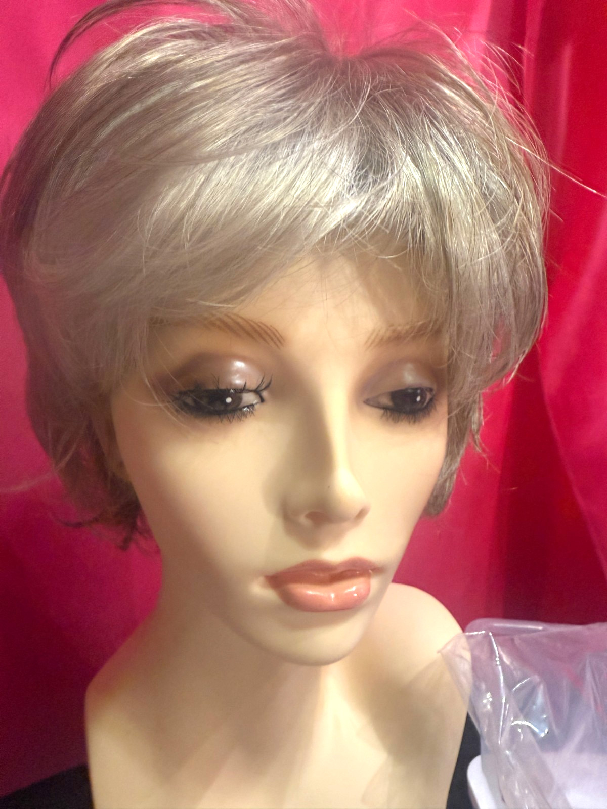 Godiva’s Secret Wig “Kim” Frosted Taupe LARGE CAP