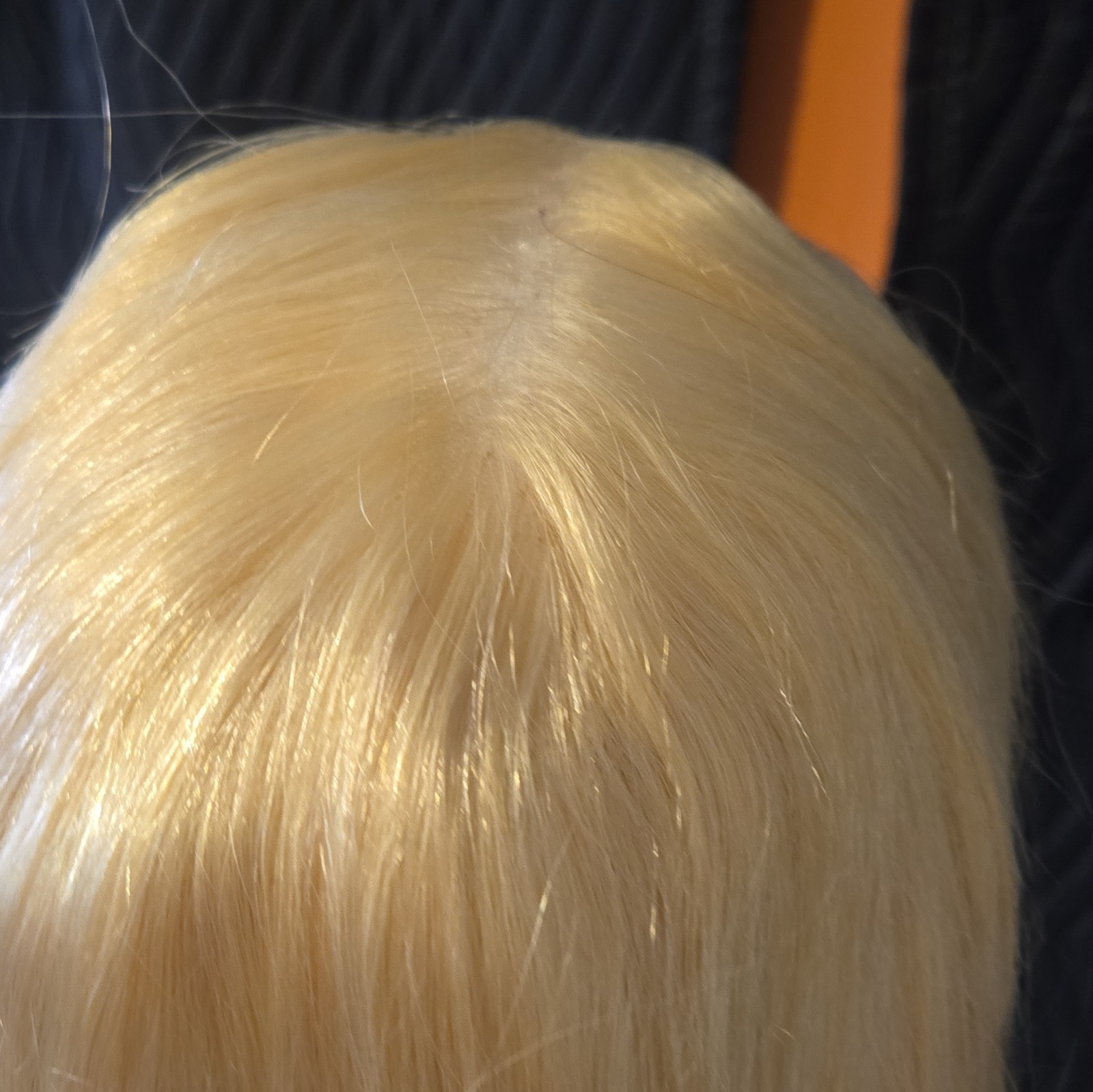 UNice Glueles Lace Front Human Straight Blonde Wig Middle Part 24in / 234gm