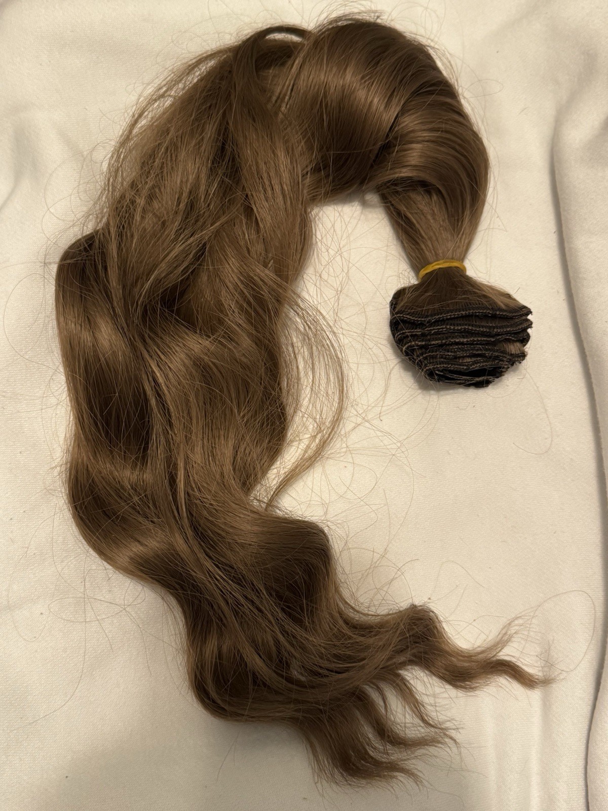 New Hair Extensions 22” Inches 18T, 10T Clips Light Brown And Ombré