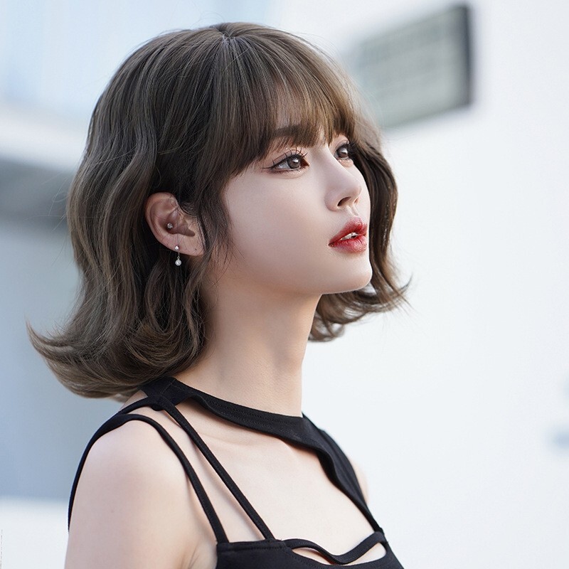 1 Set Medium Short Lace Front SStraight Lace Front Heat Resistant Wigs For Women